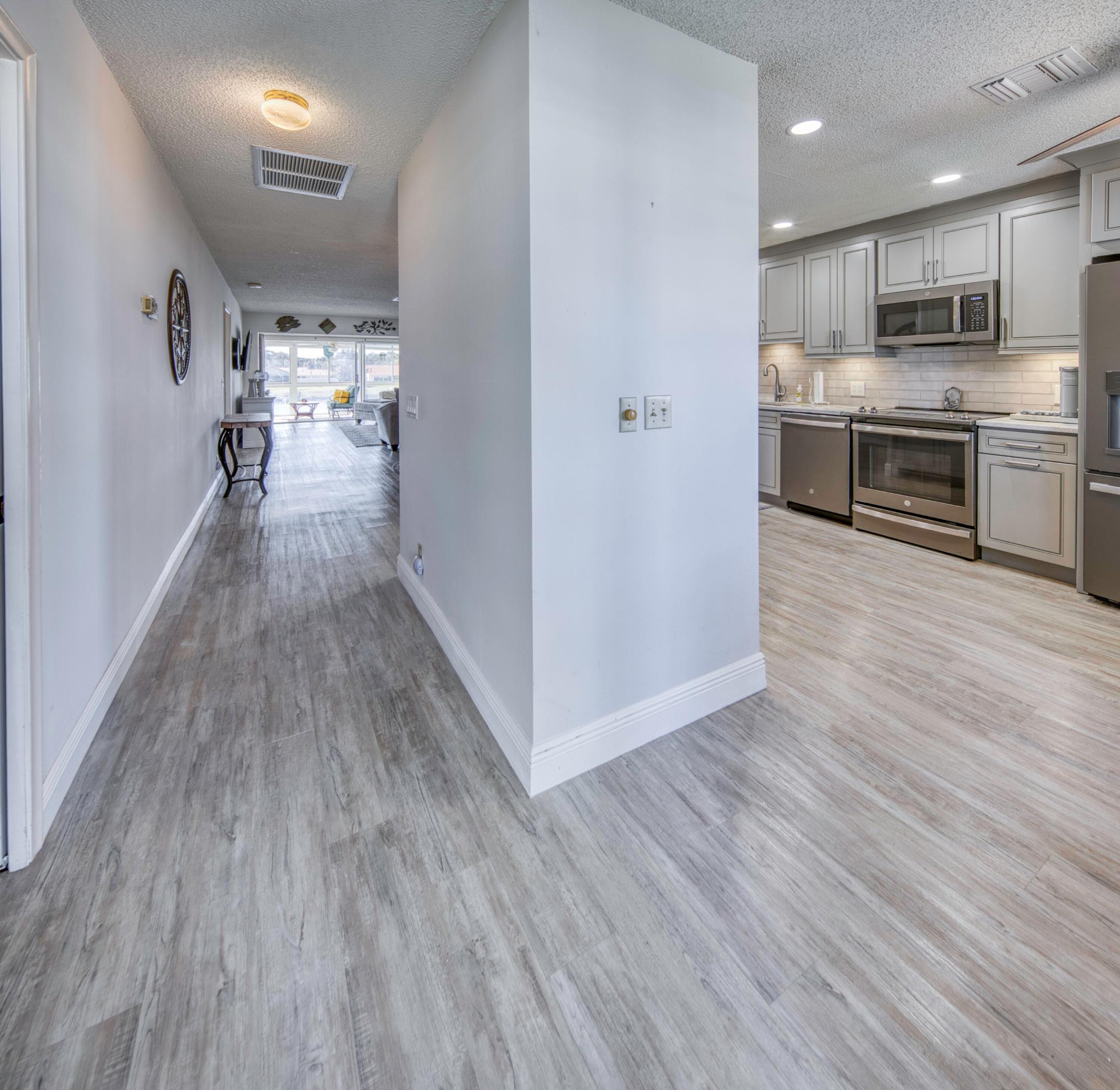 PINES OF DELRAY NORTH CONDO - Residential