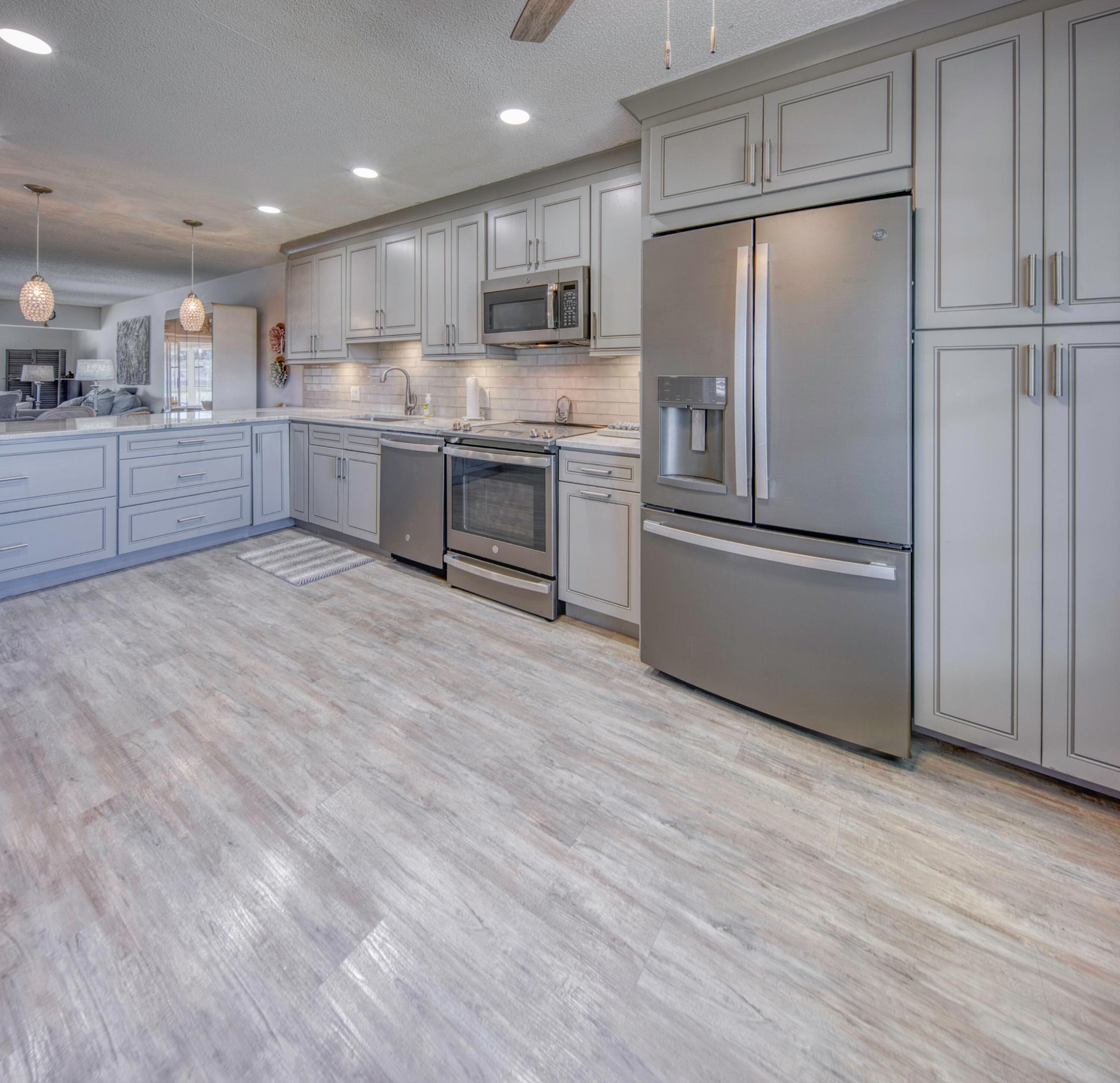 PINES OF DELRAY NORTH CONDO - Residential