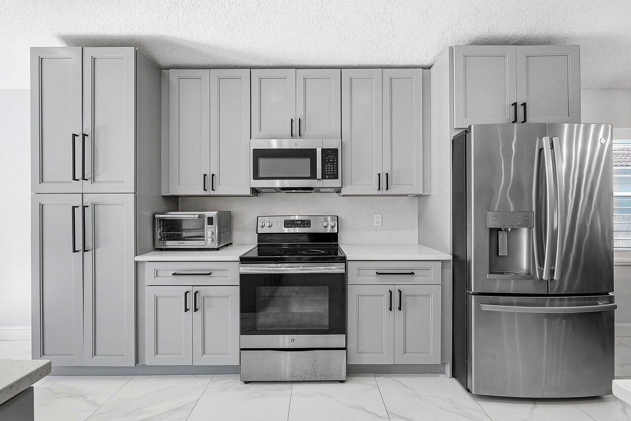 RIVERMILL - Residential