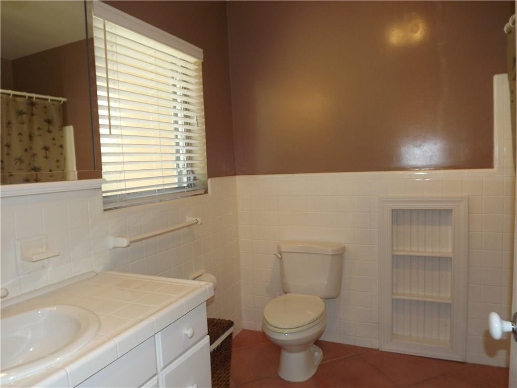 Venice 8-12 B - Residential