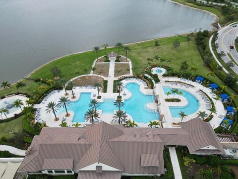 A home in Loxahatchee