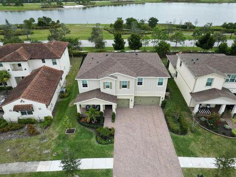 A home in Loxahatchee