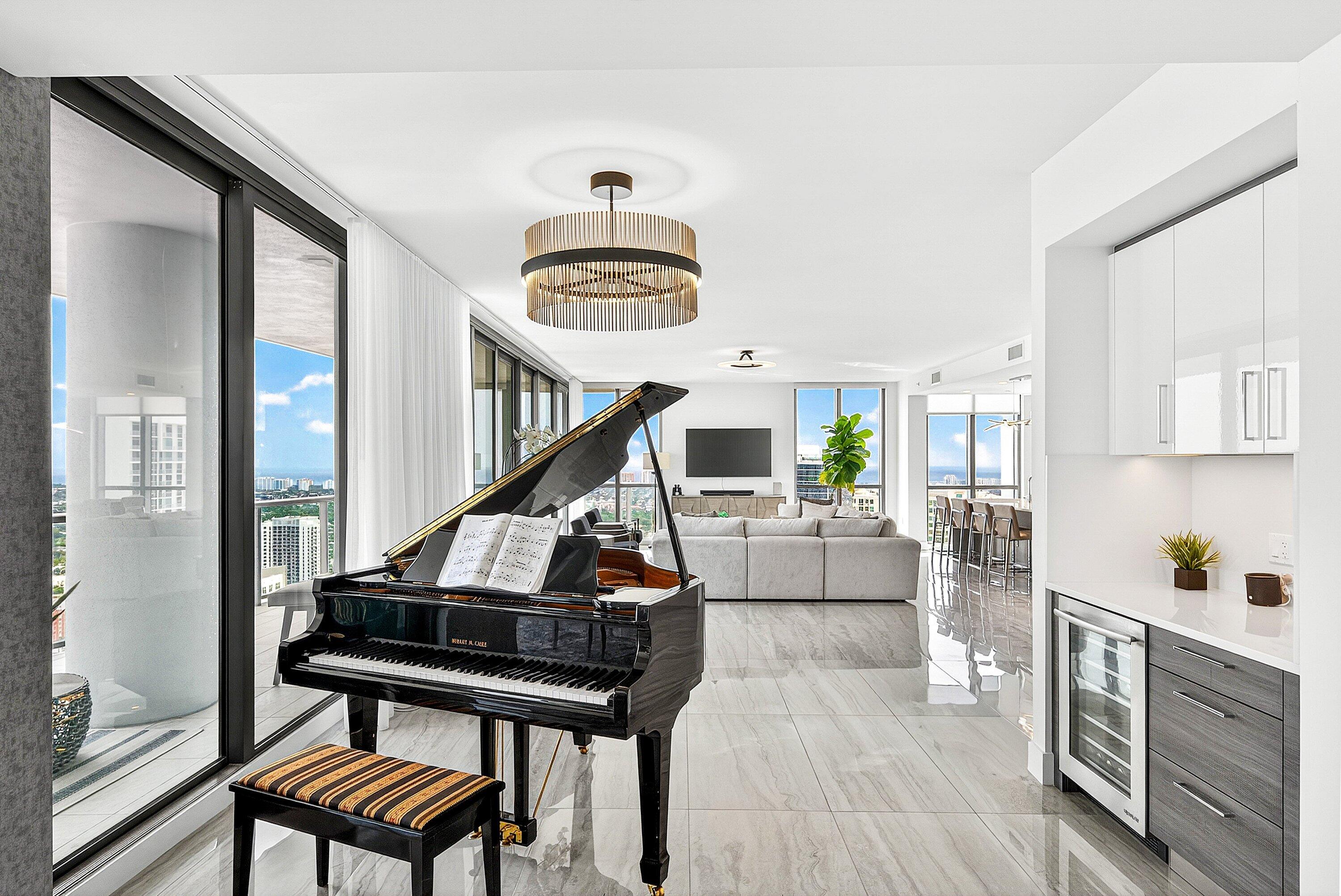 100 LAS OLAS CONDO - Residential