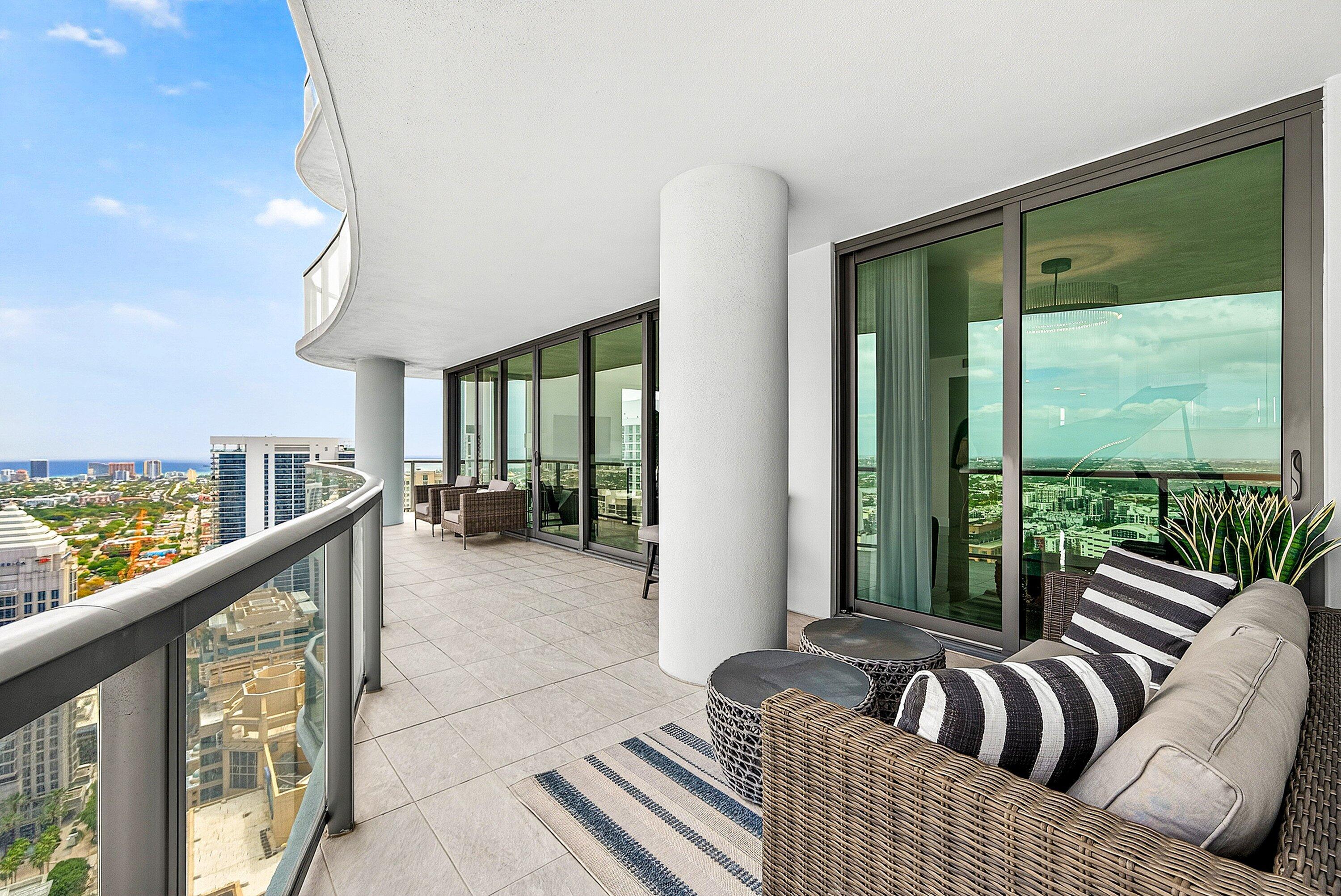 100 LAS OLAS CONDO - Residential