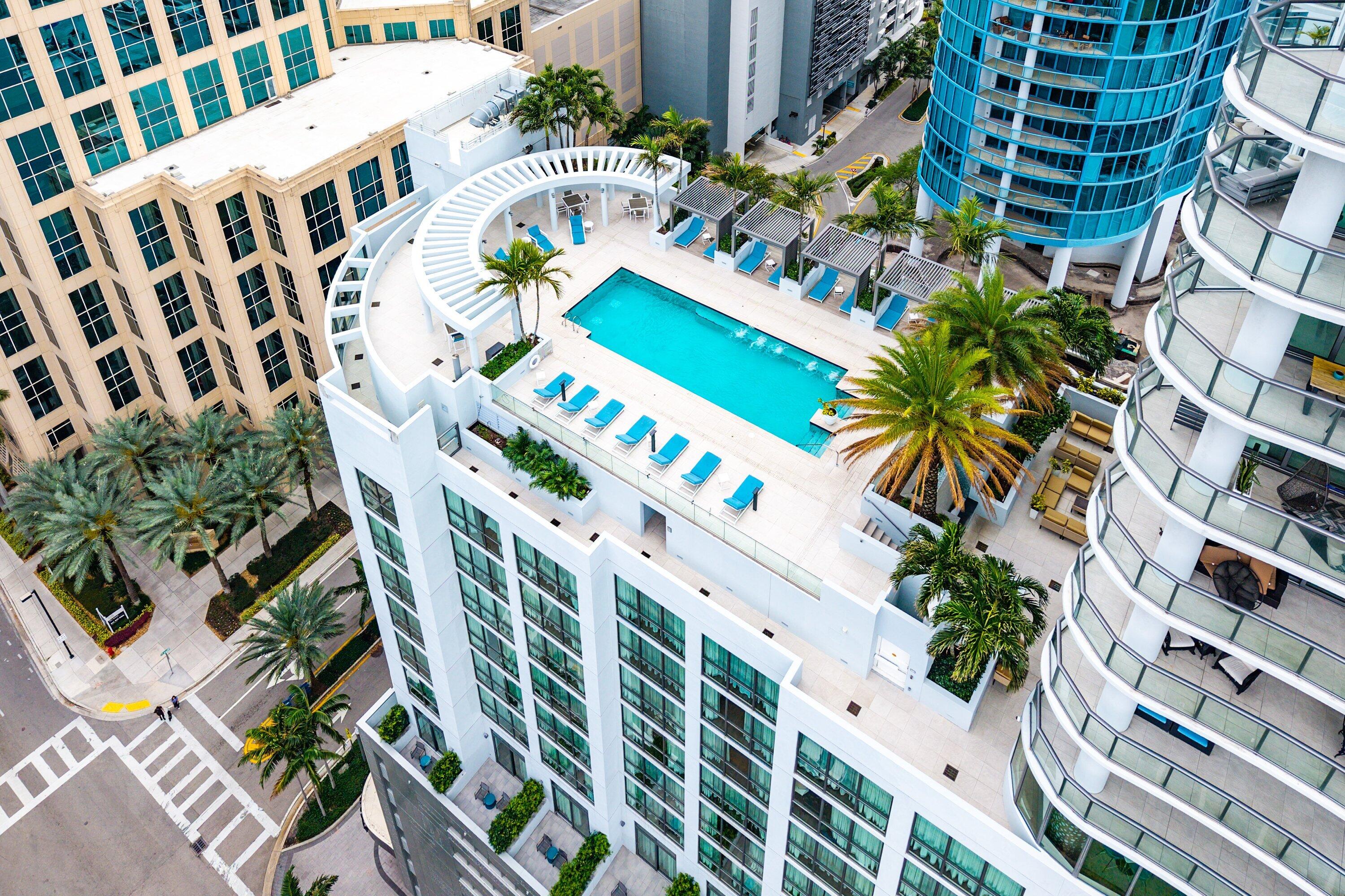 100 LAS OLAS CONDO - Residential