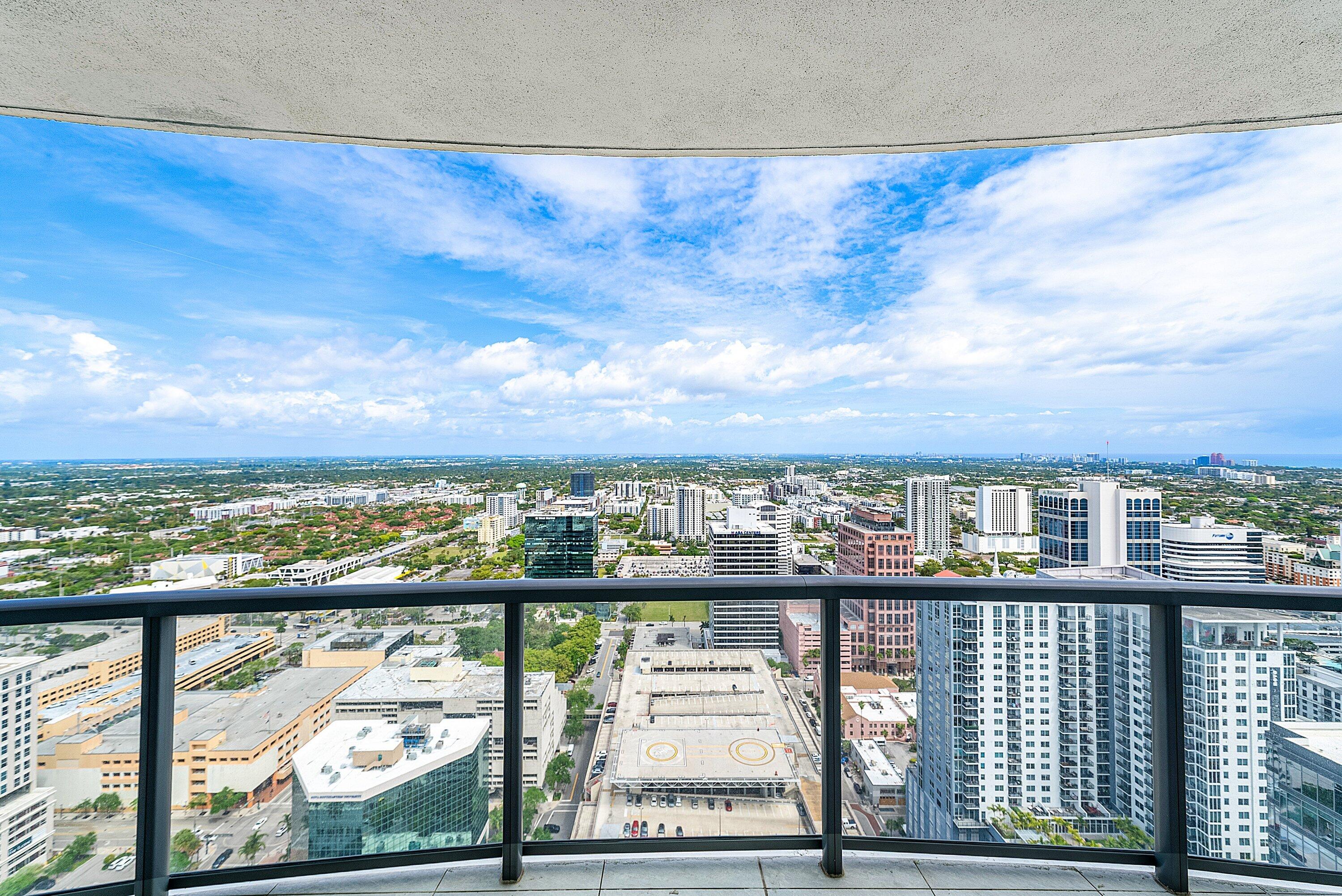 100 LAS OLAS CONDO - Residential
