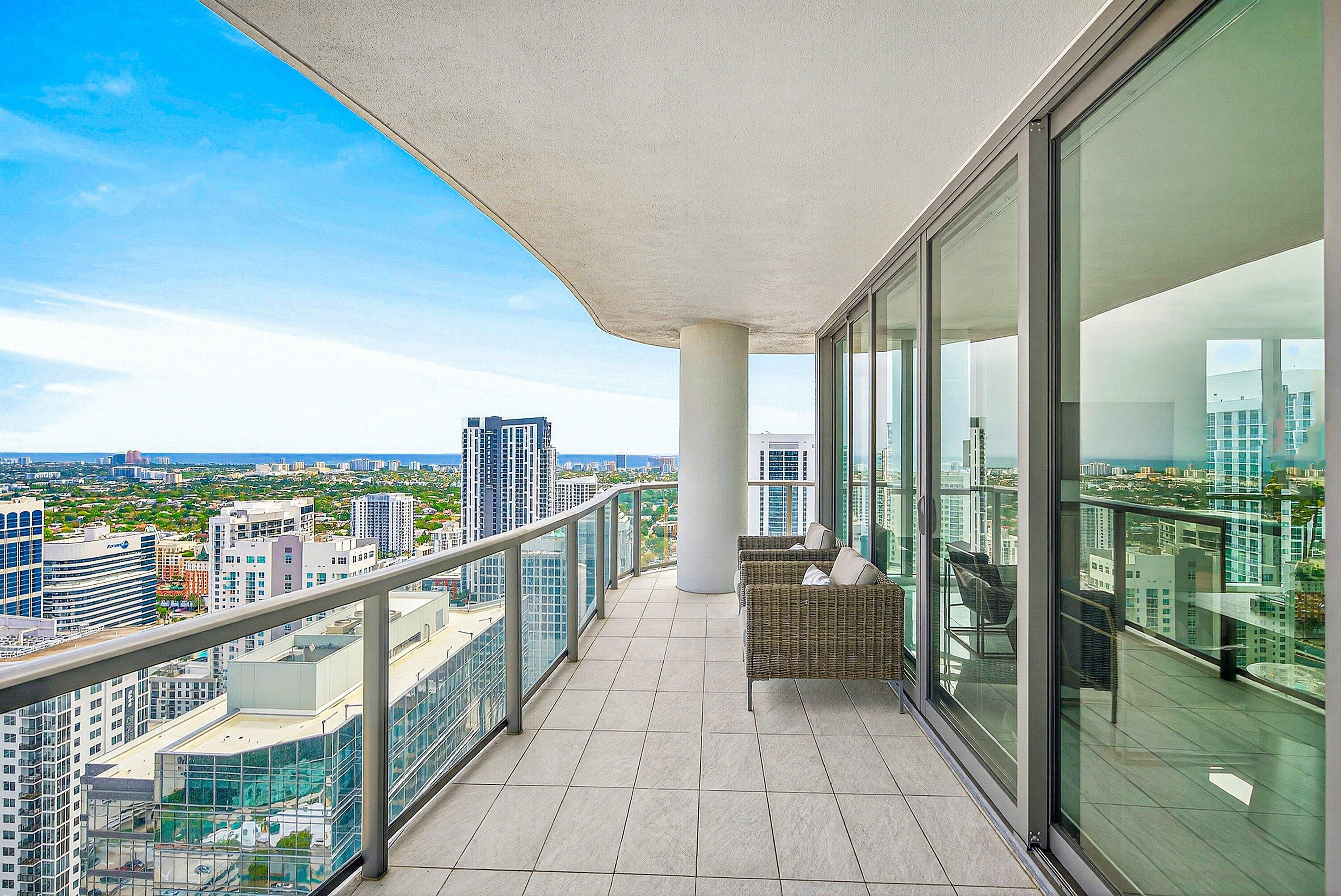 100 LAS OLAS CONDO - Residential