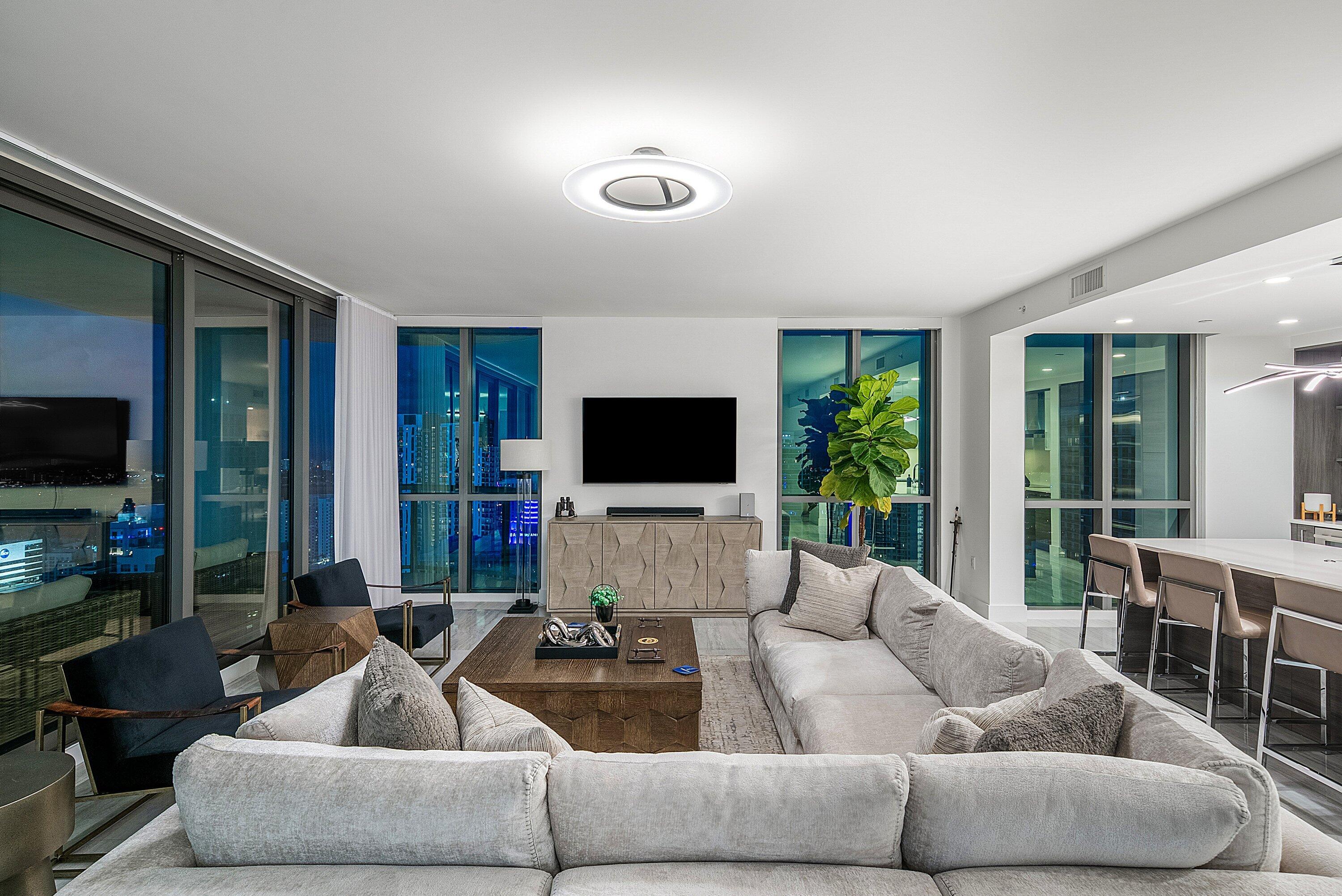 100 LAS OLAS CONDO - Residential