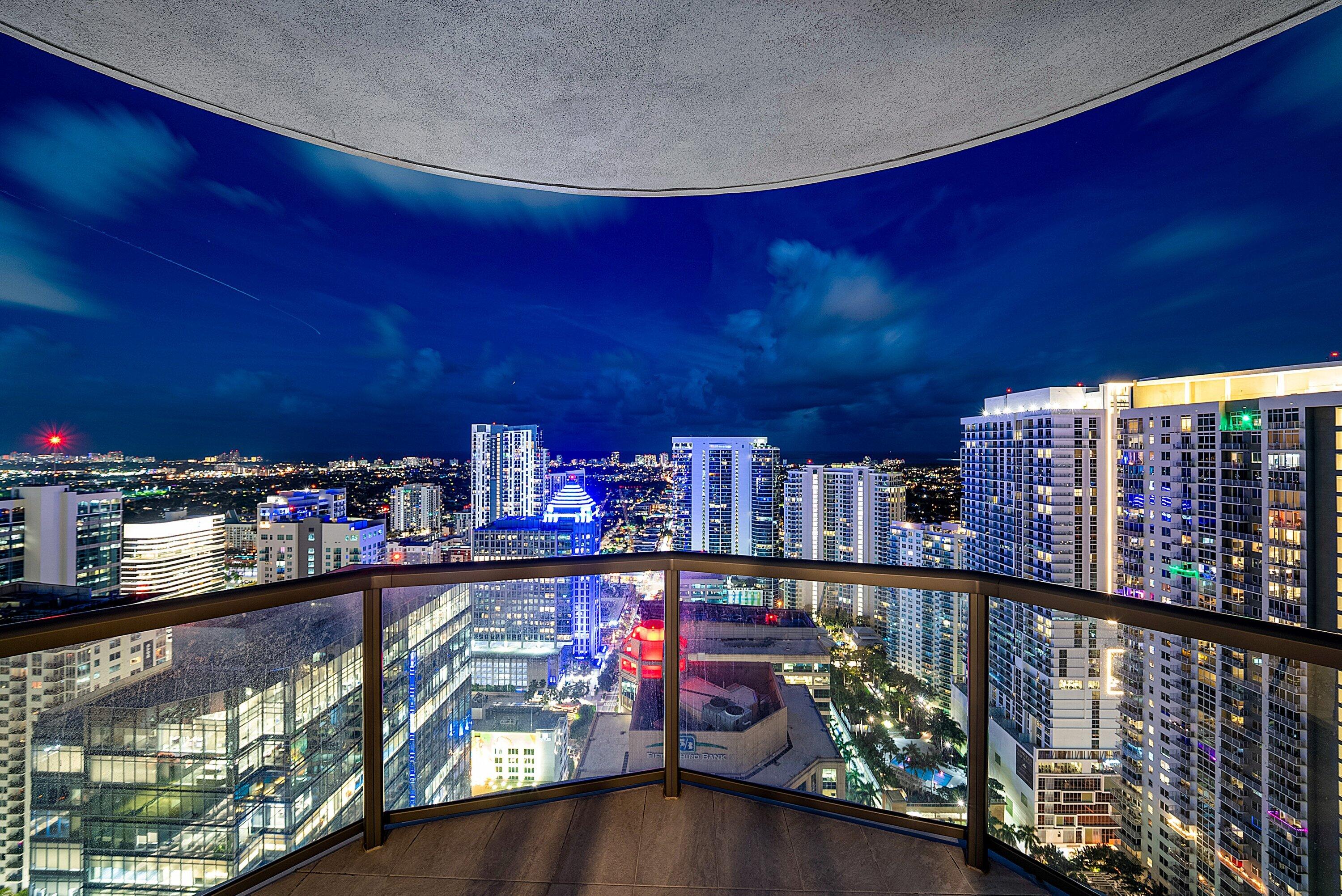 100 LAS OLAS CONDO - Residential