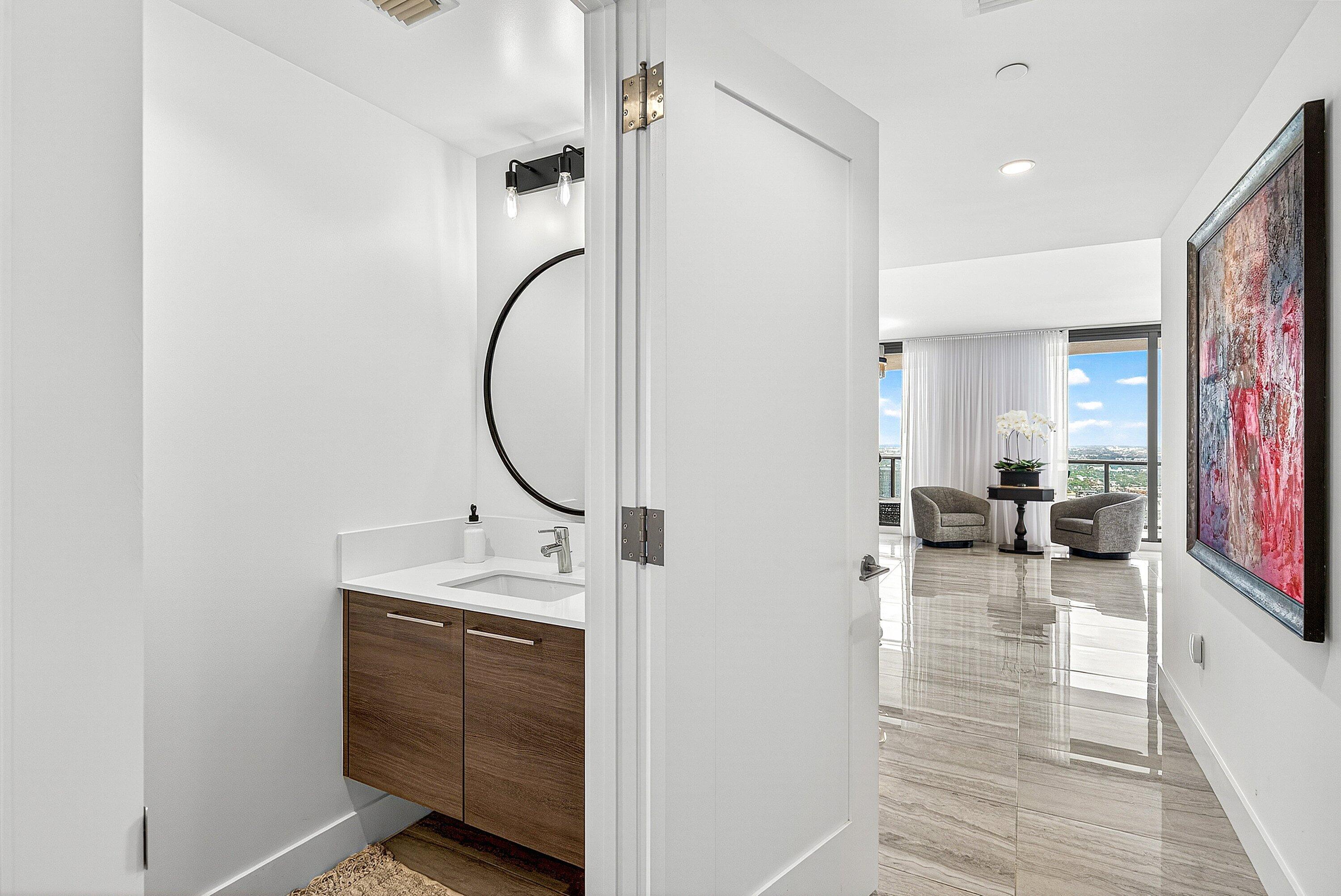 100 LAS OLAS CONDO - Residential