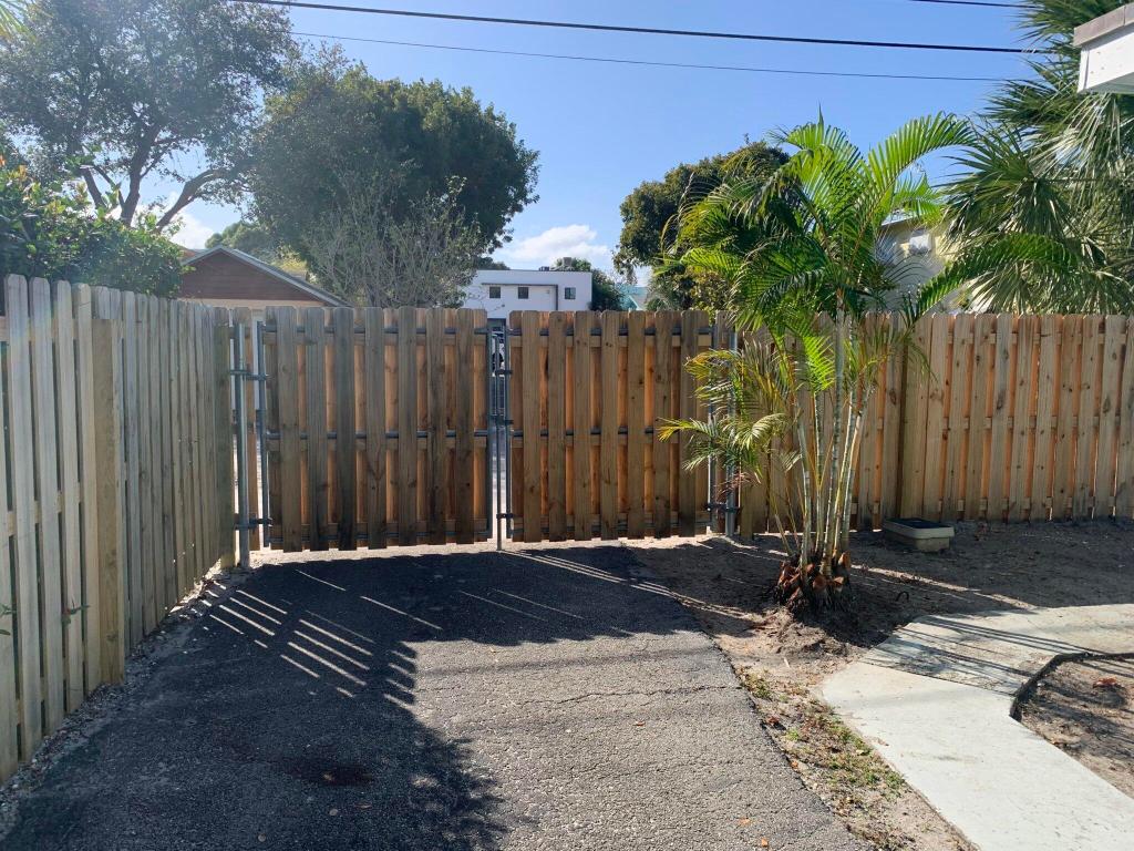 LAKE WORTH TOWN OF - Residential