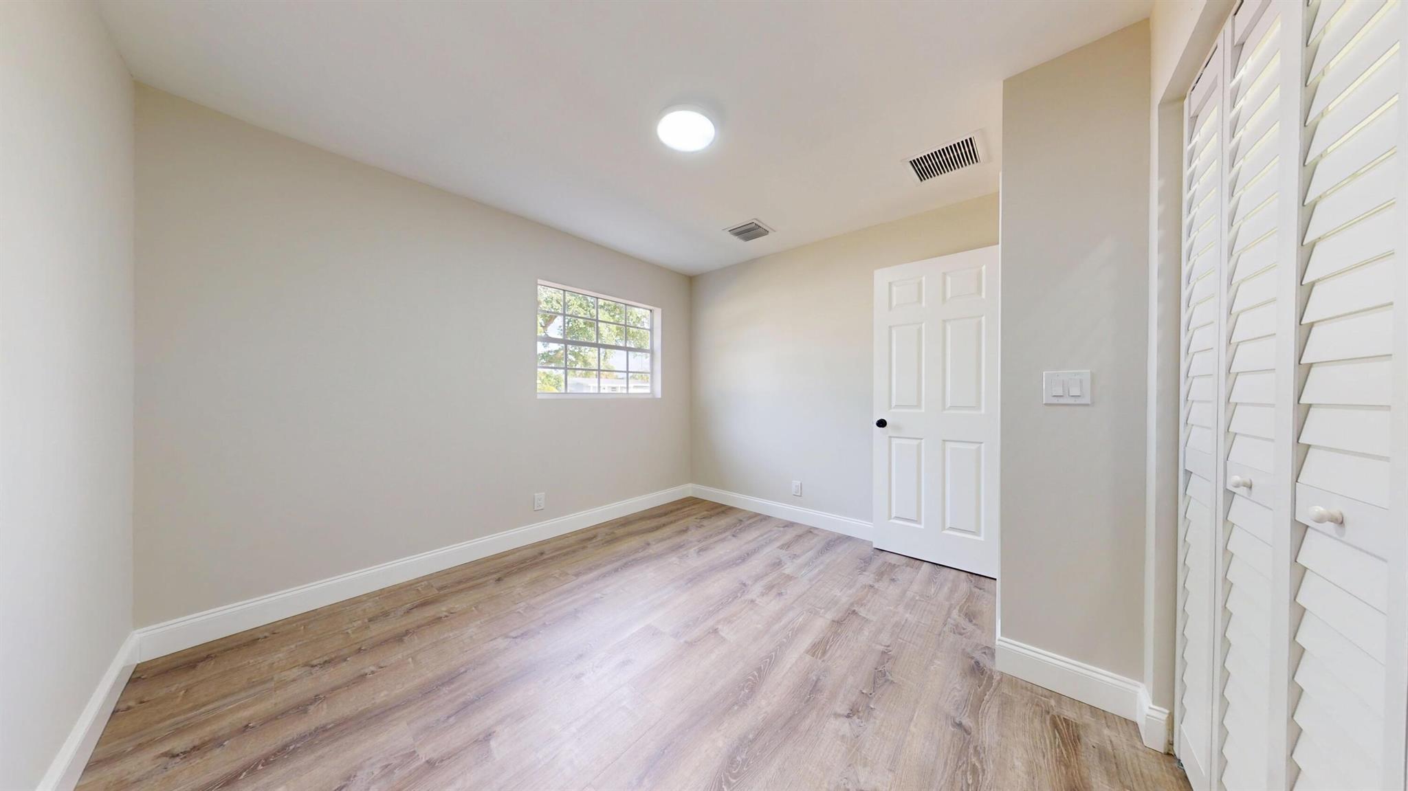 ROOSEVELT ESTATES - Residential