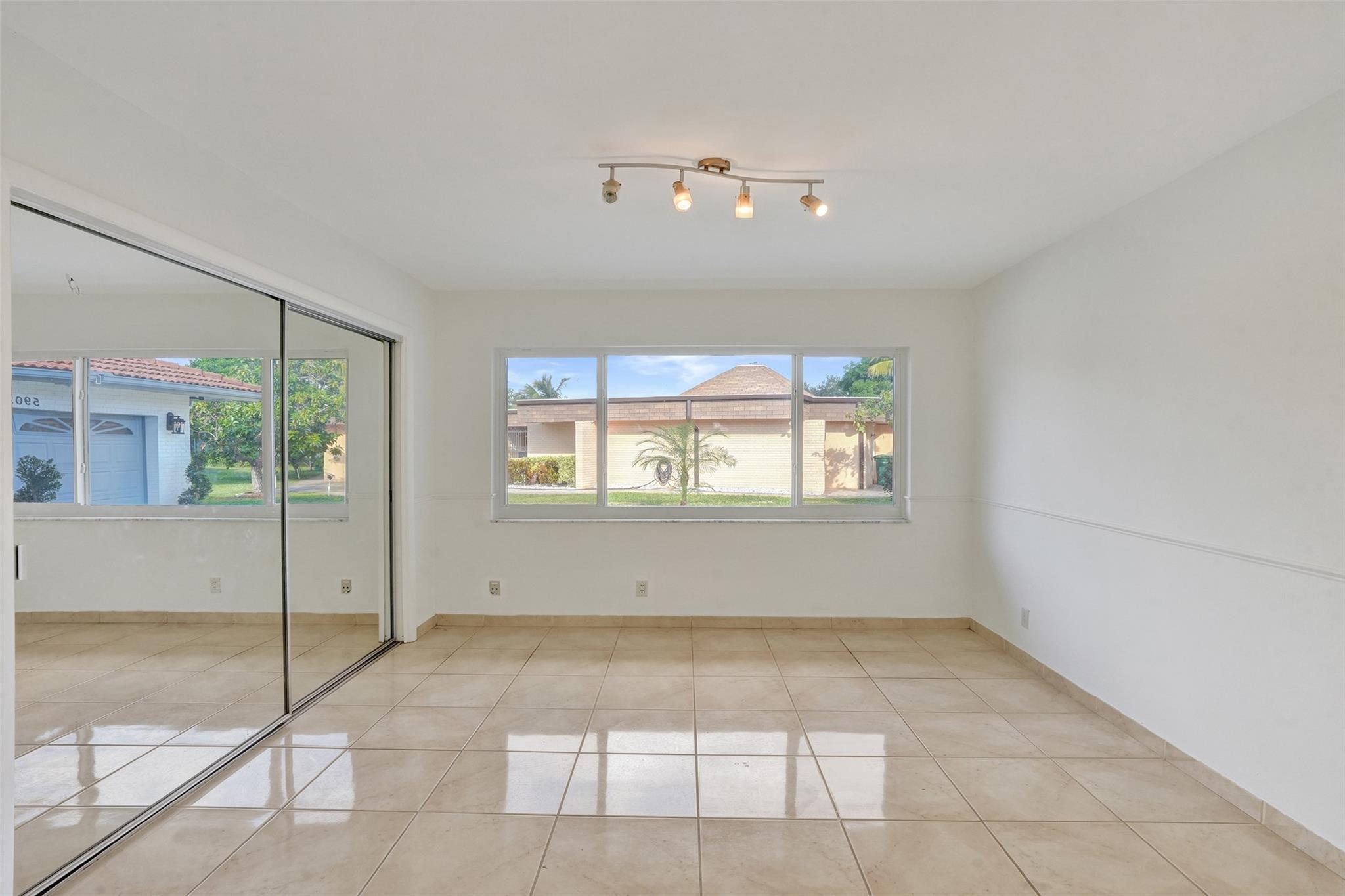 WOODLANDS - Residential