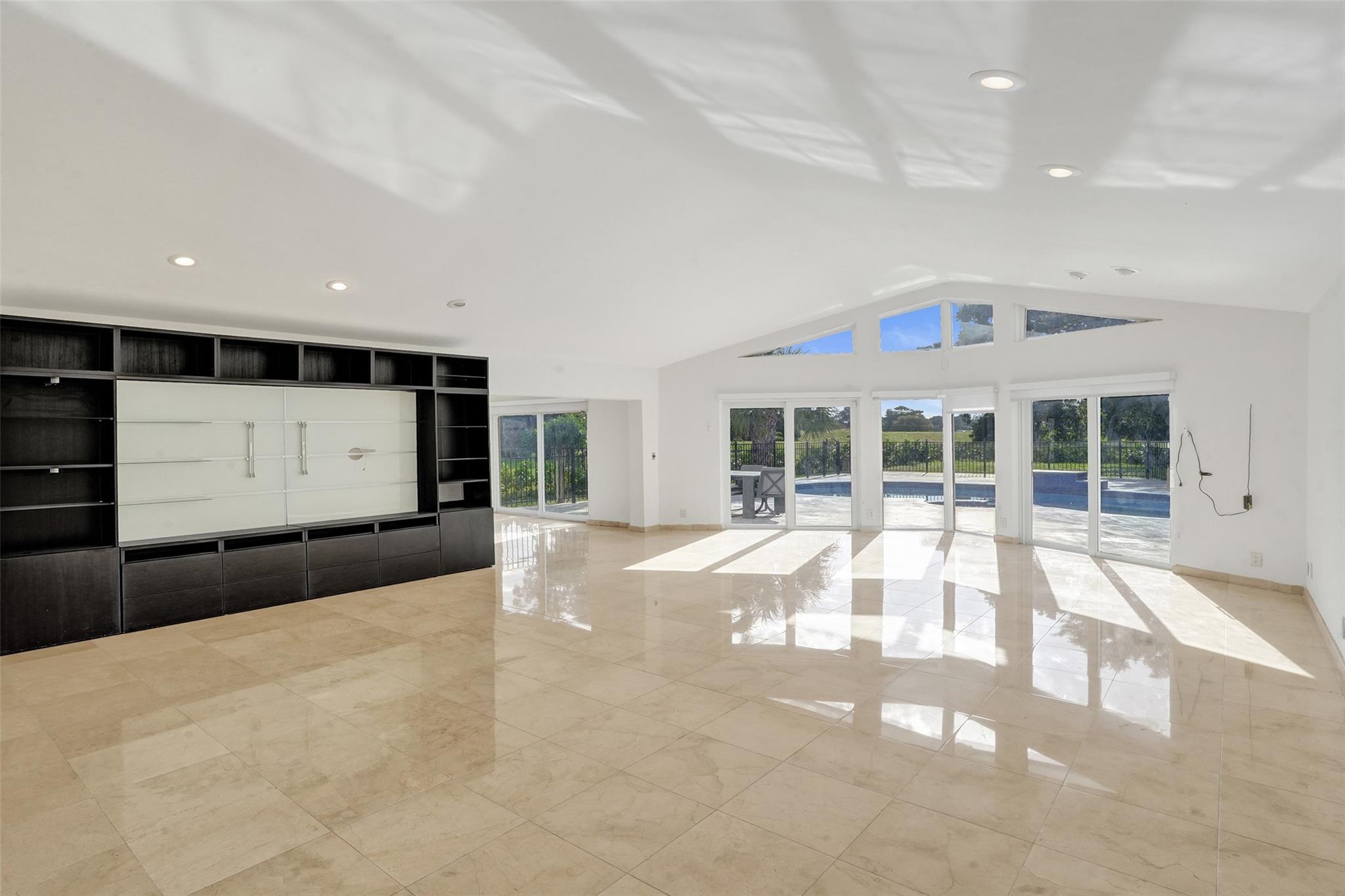 WOODLANDS - Residential