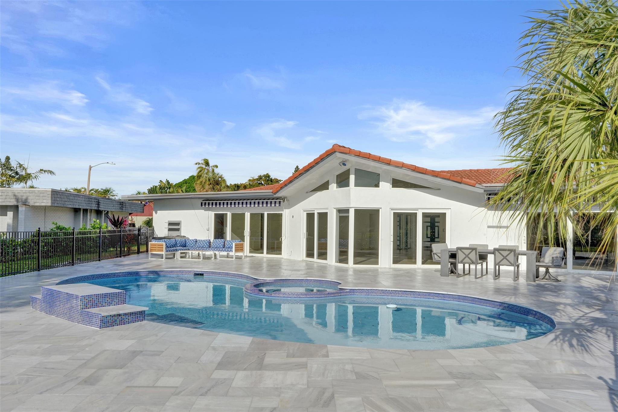 WOODLANDS - Residential