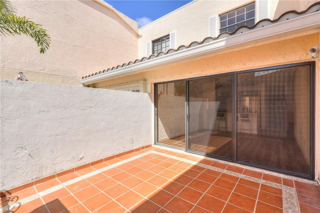 CONSTAN VILLAS HARBOR VIL - Residential