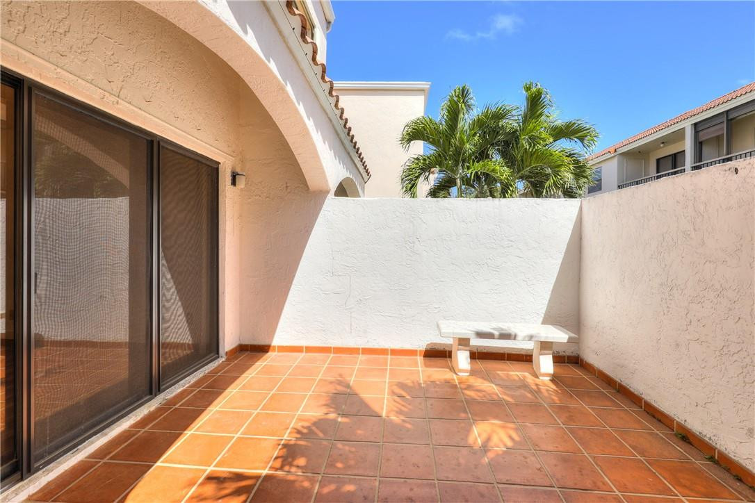 CONSTAN VILLAS HARBOR VIL - Residential