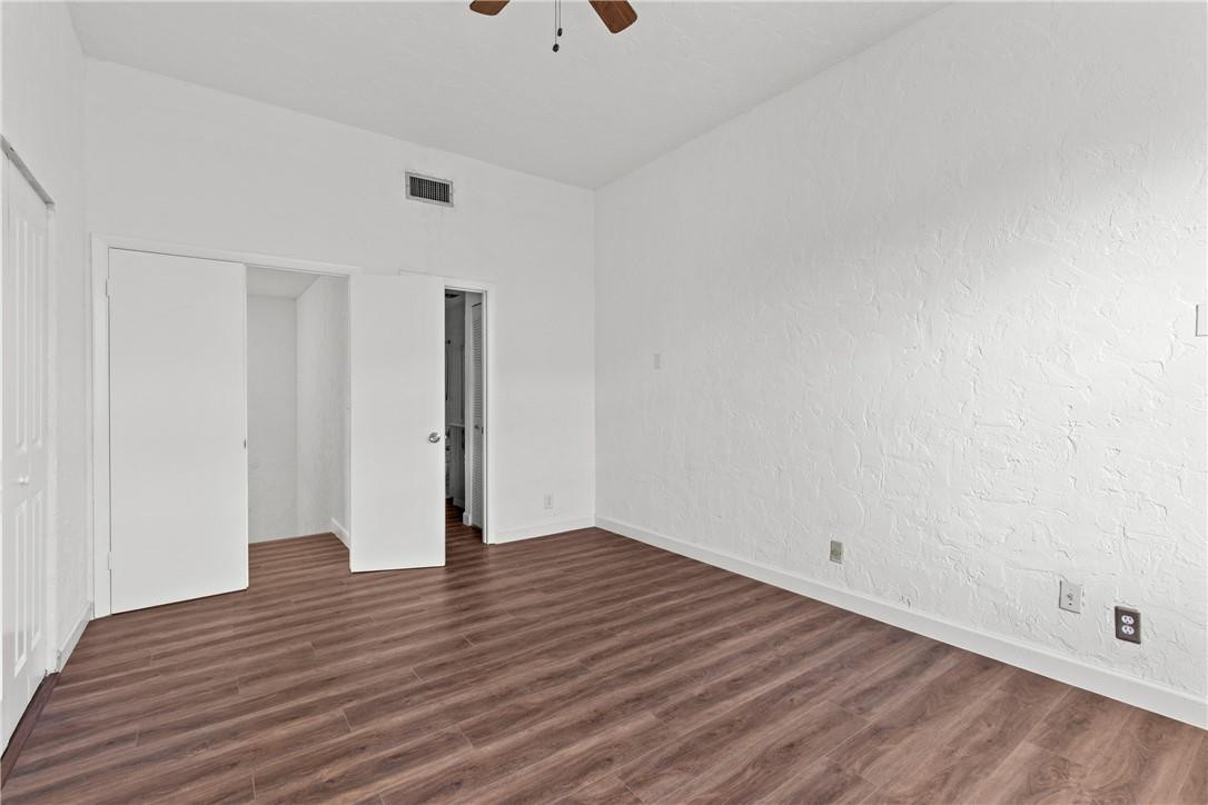 CONSTAN VILLAS HARBOR VIL - Residential