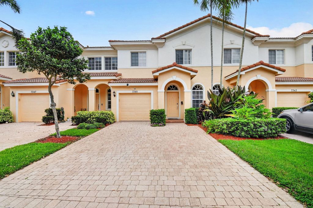 Photo of 7345 Briella Drive, Boynton Beach, FL 33437 (MLS # B26030241)