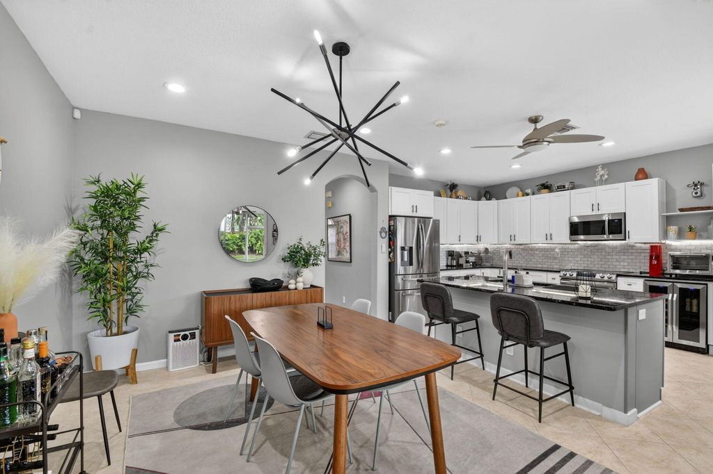 Photo of 7345 Briella Drive, Boynton Beach, FL 33437 (MLS # B26030241)