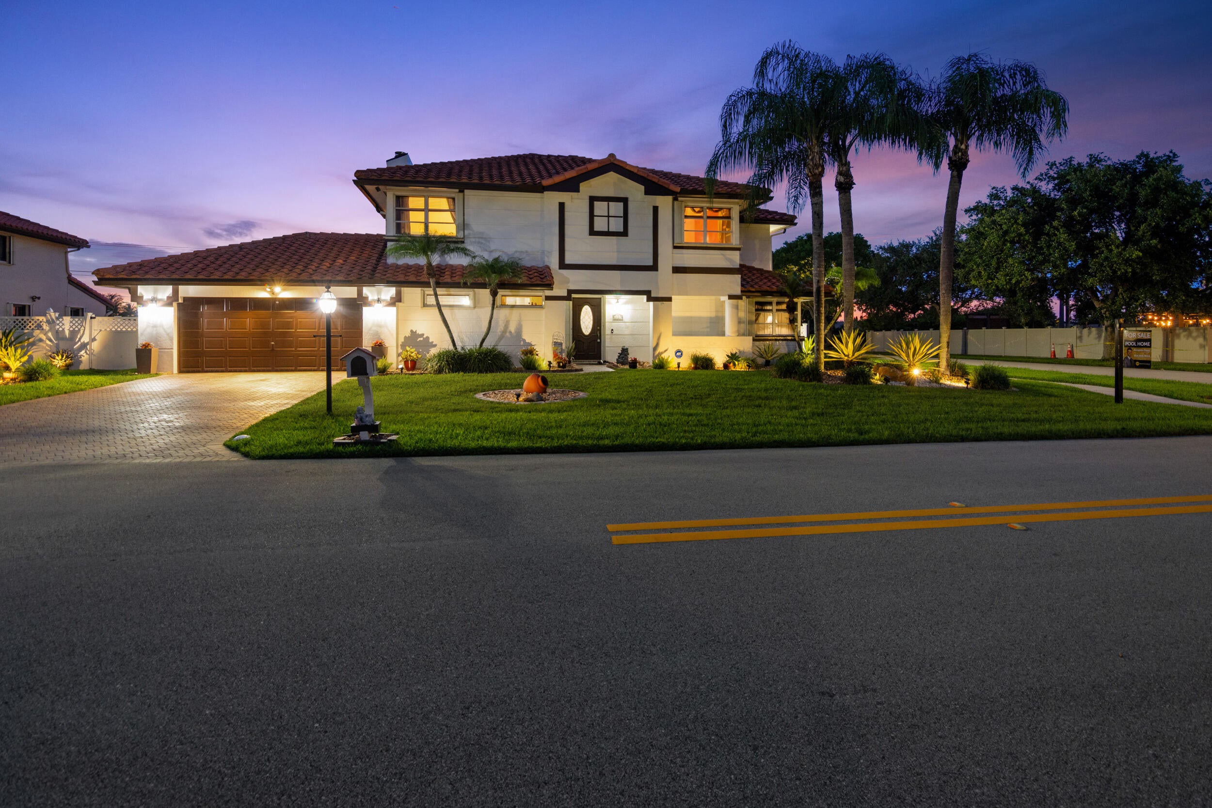 6431 Olde Moat Way, Davie FL 33331