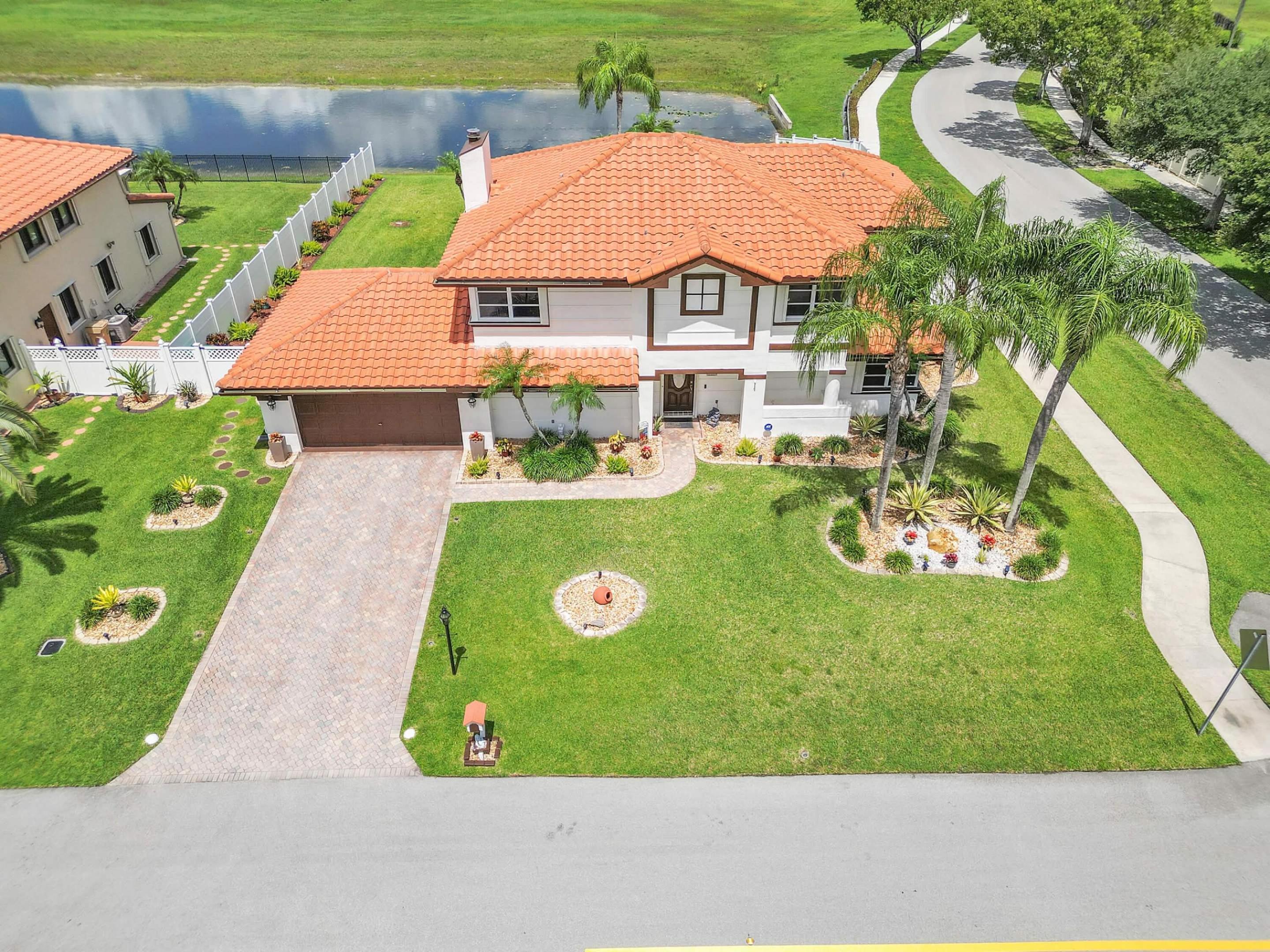 6431 Olde Moat Way