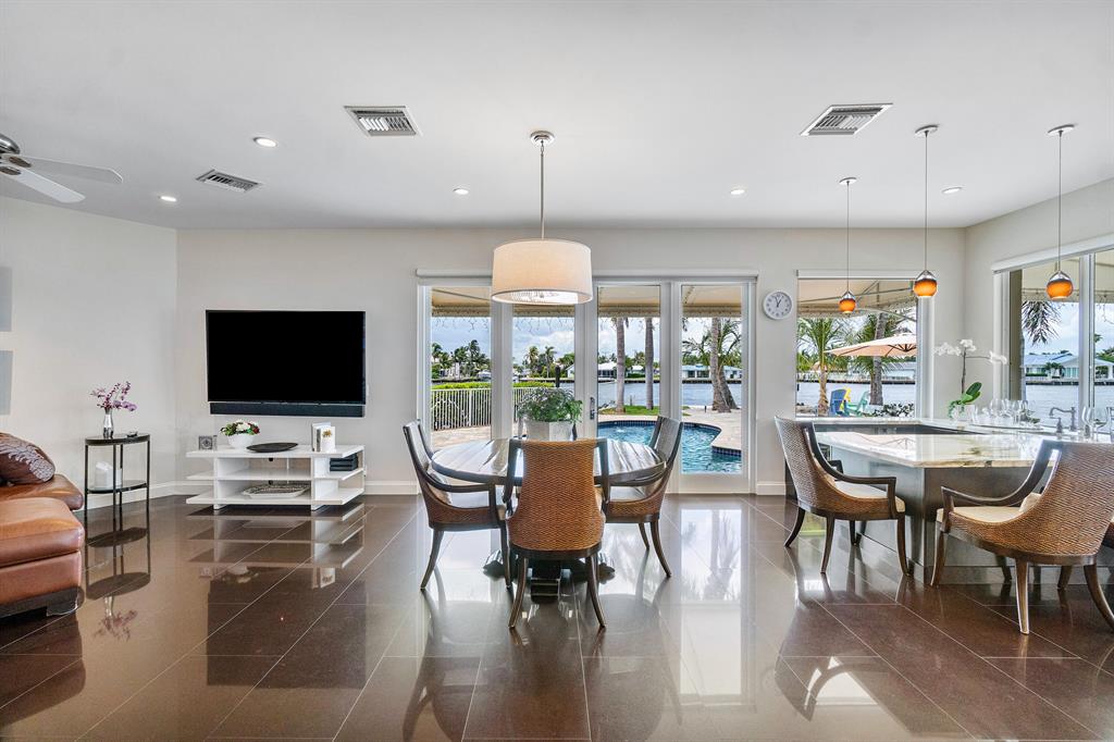 RIDGE HARBOUR ESTS IN - Residential