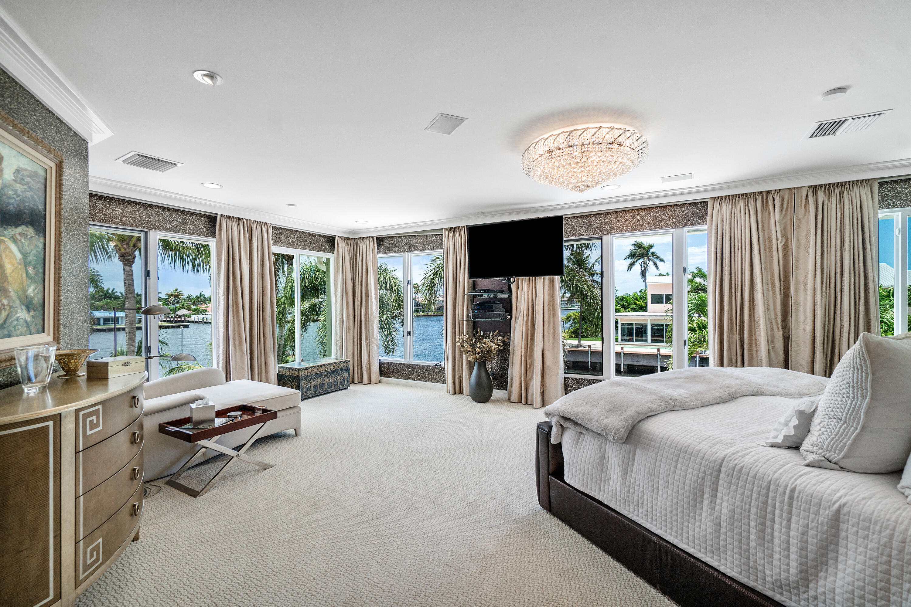 RIDGE HARBOUR ESTS IN - Residential