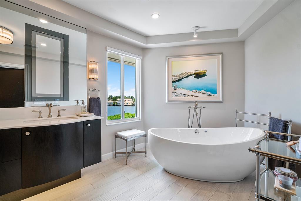 RIDGE HARBOUR ESTS IN - Residential