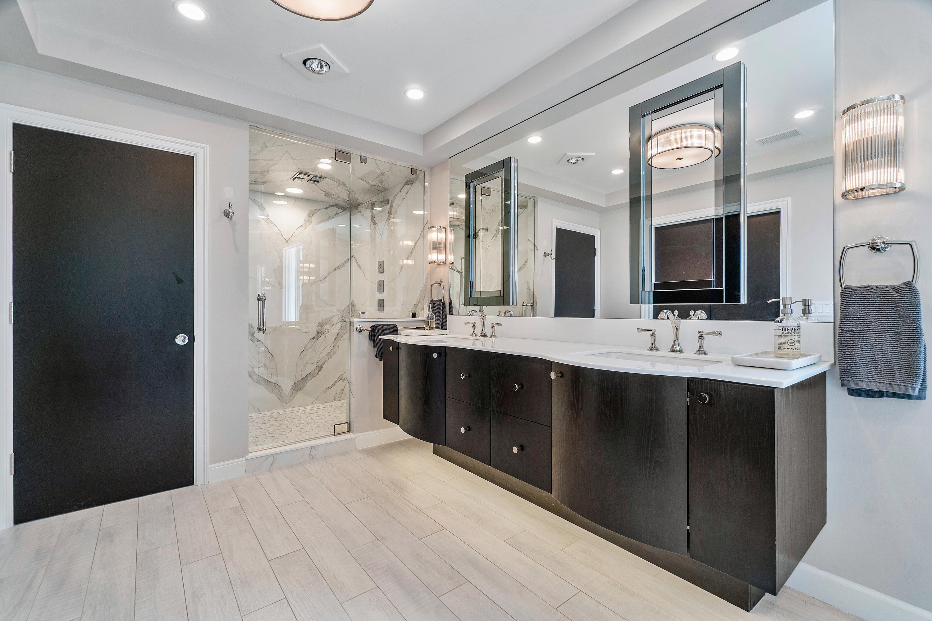 RIDGE HARBOUR ESTS IN - Residential