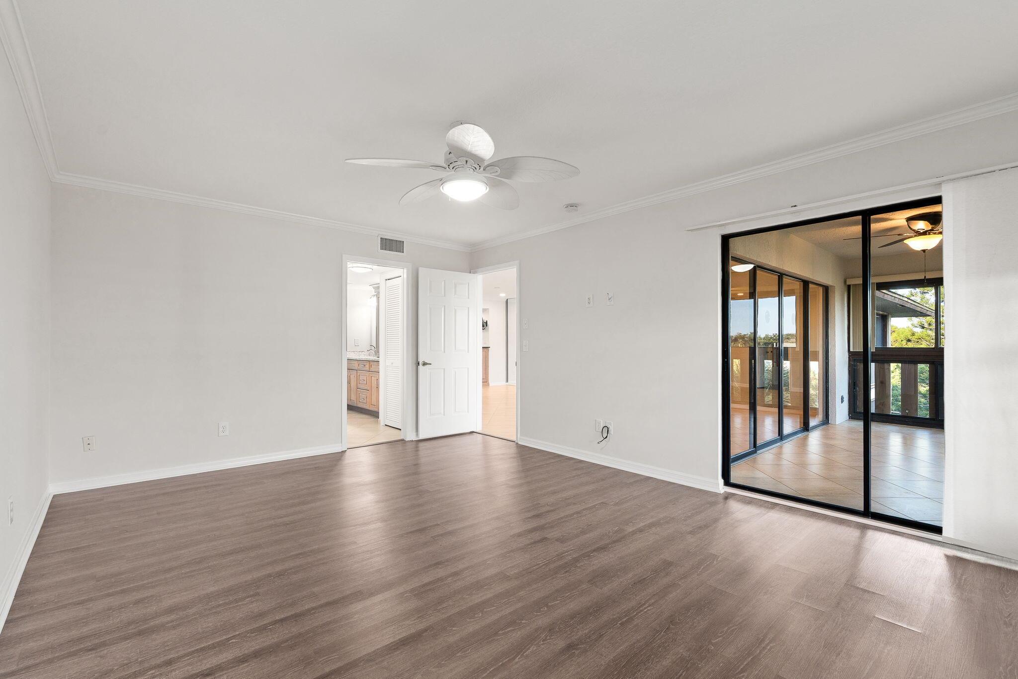 ST LUCIE CLUB AND APARTME - Residential