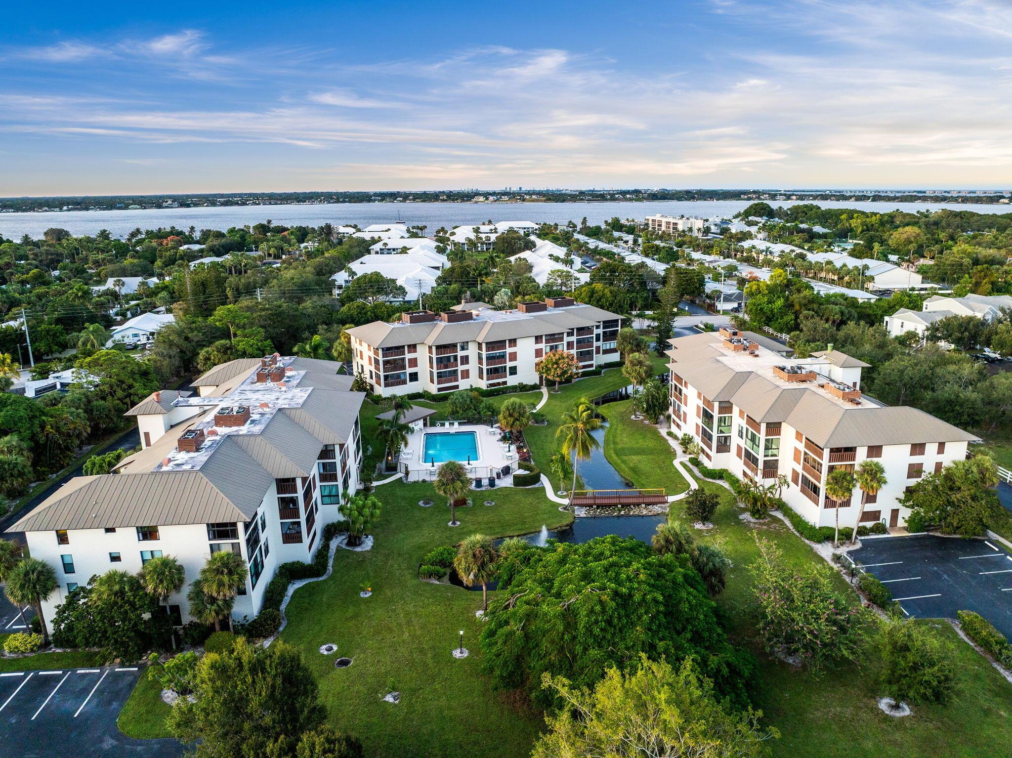 ST LUCIE CLUB AND APARTME - Residential