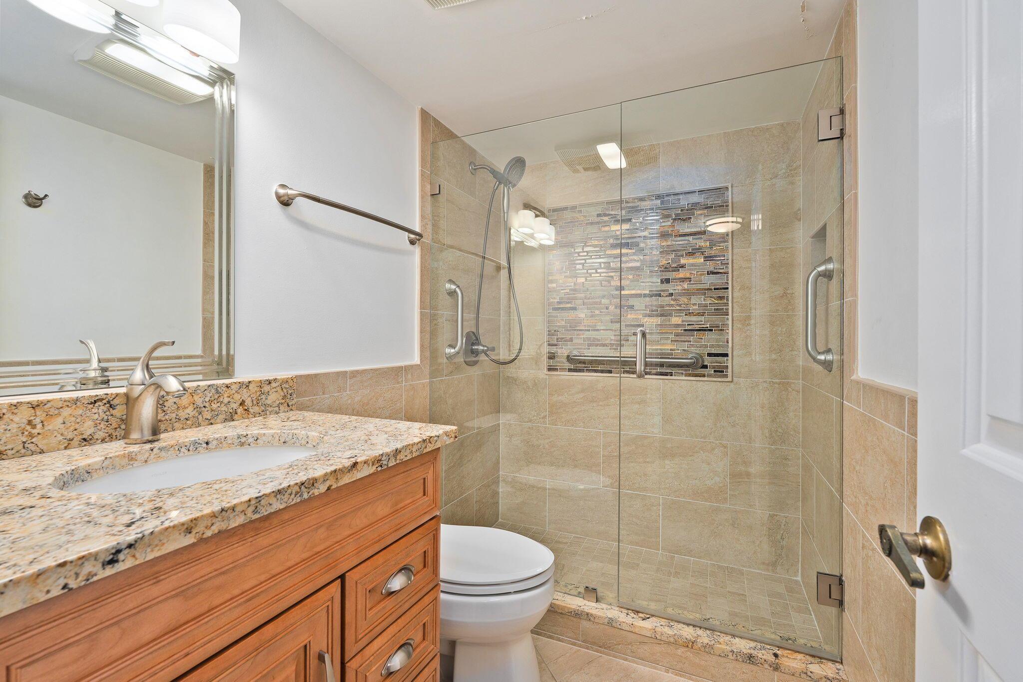 ST LUCIE CLUB AND APARTME - Residential