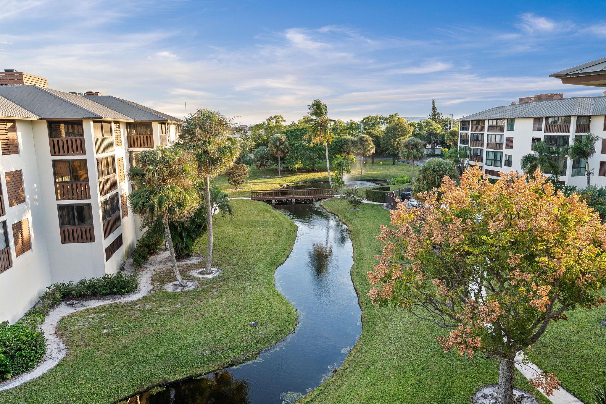 ST LUCIE CLUB AND APARTME - Residential