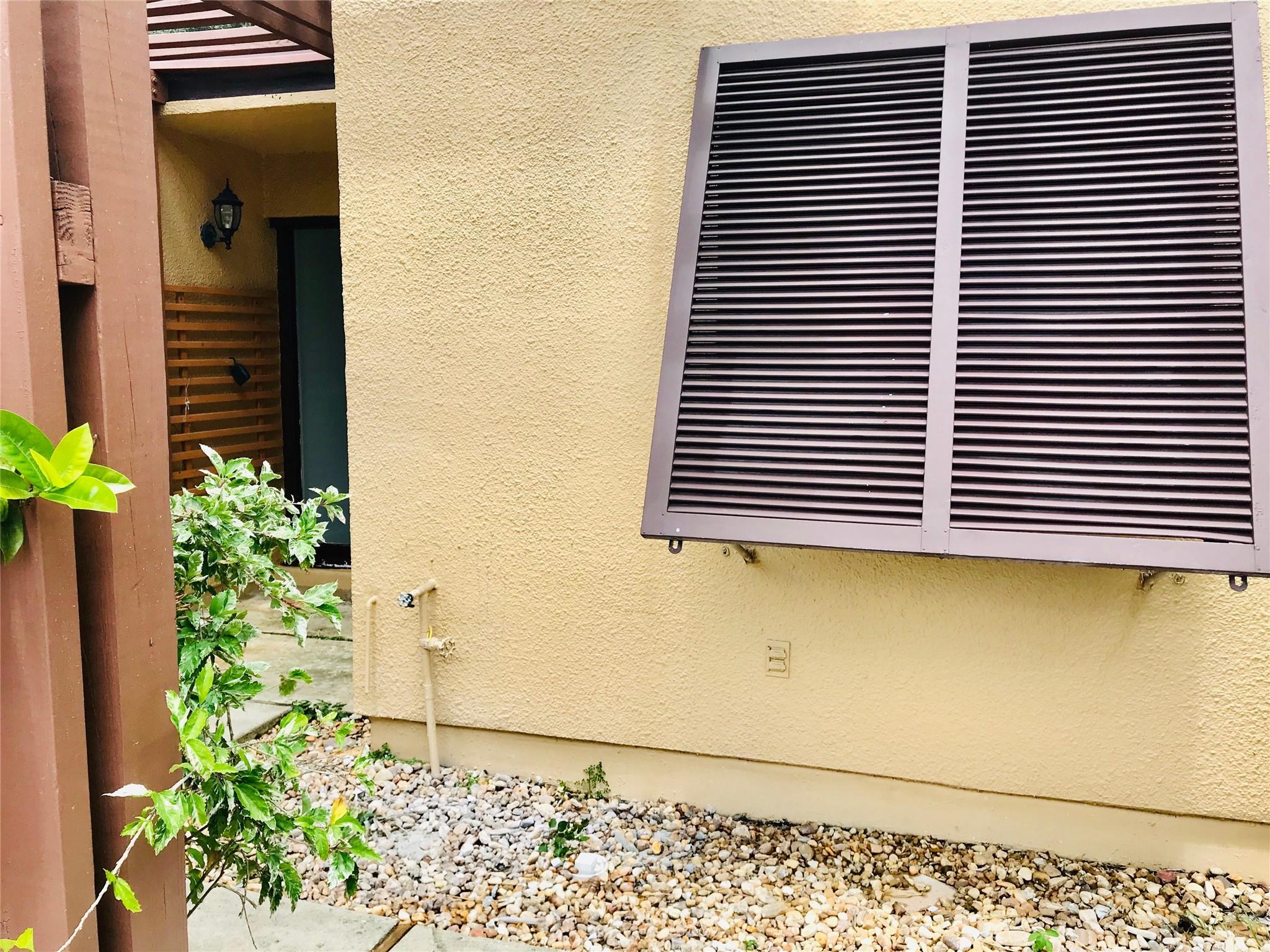 Everglades Sugar & Land C - Residential Lease