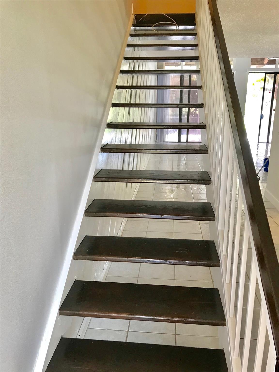 Everglades Sugar & Land C - Residential Lease