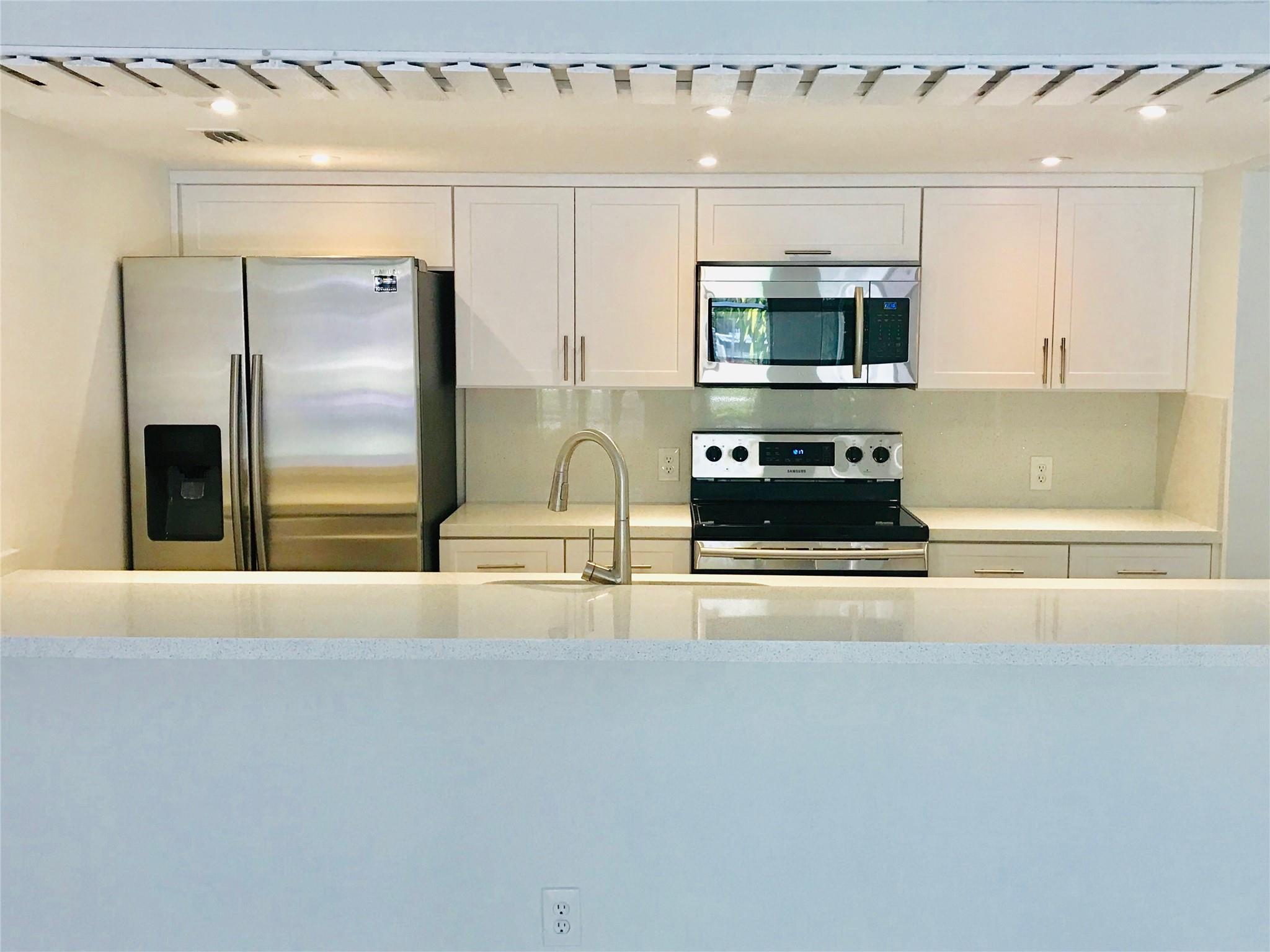 Everglades Sugar & Land C - Residential Lease