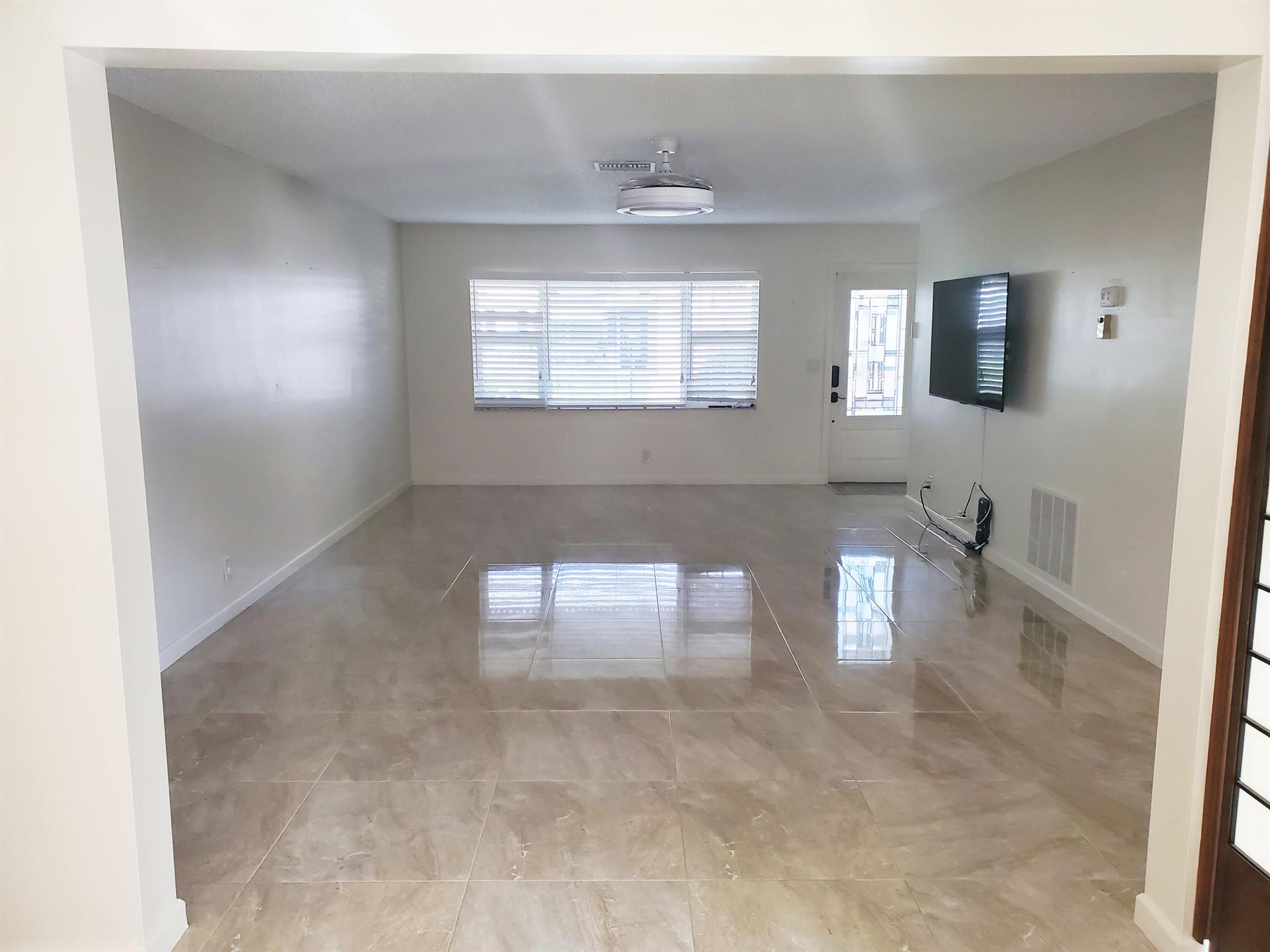 Palm Beach Leisureville S - Residential