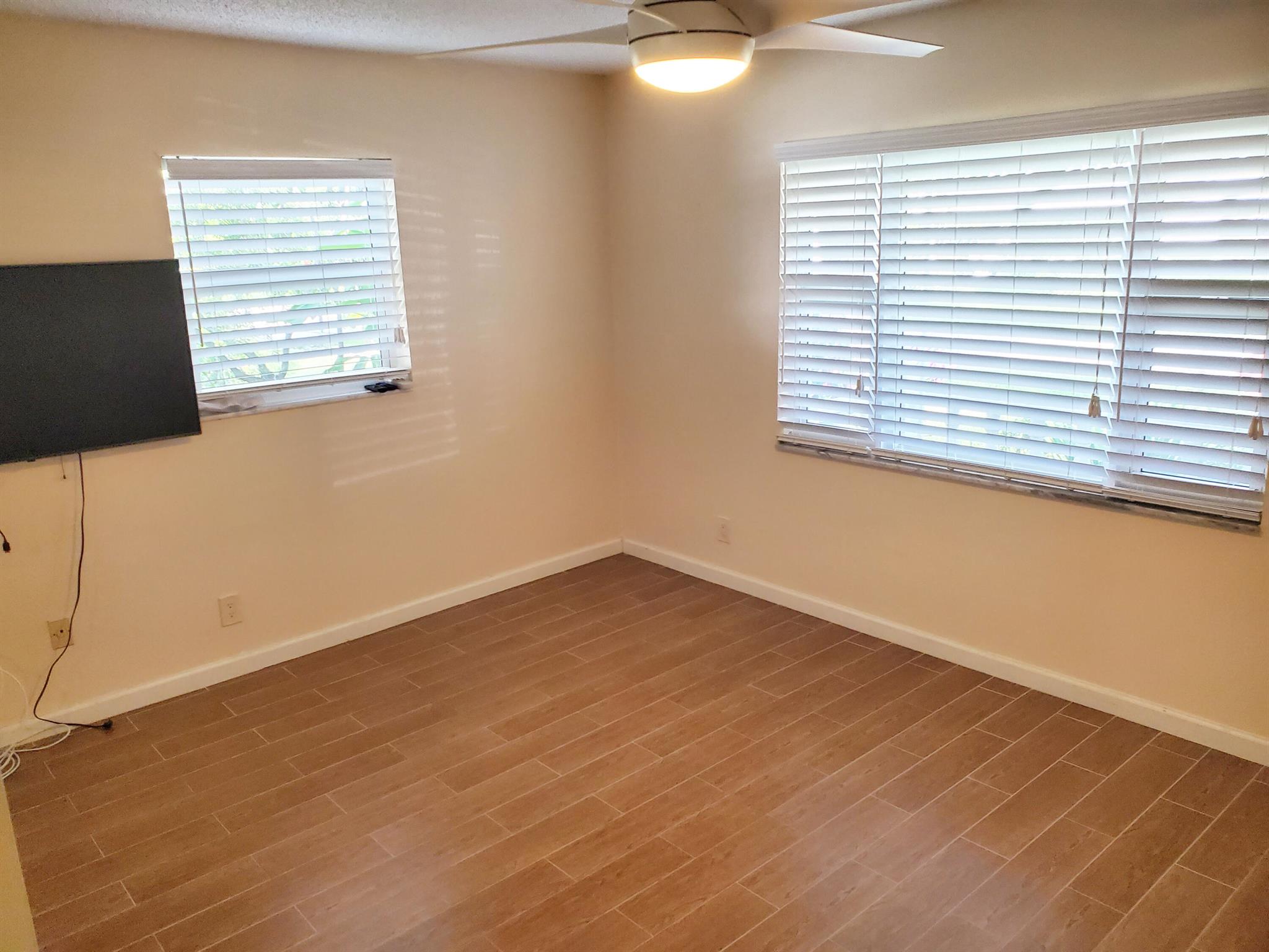 Palm Beach Leisureville S - Residential