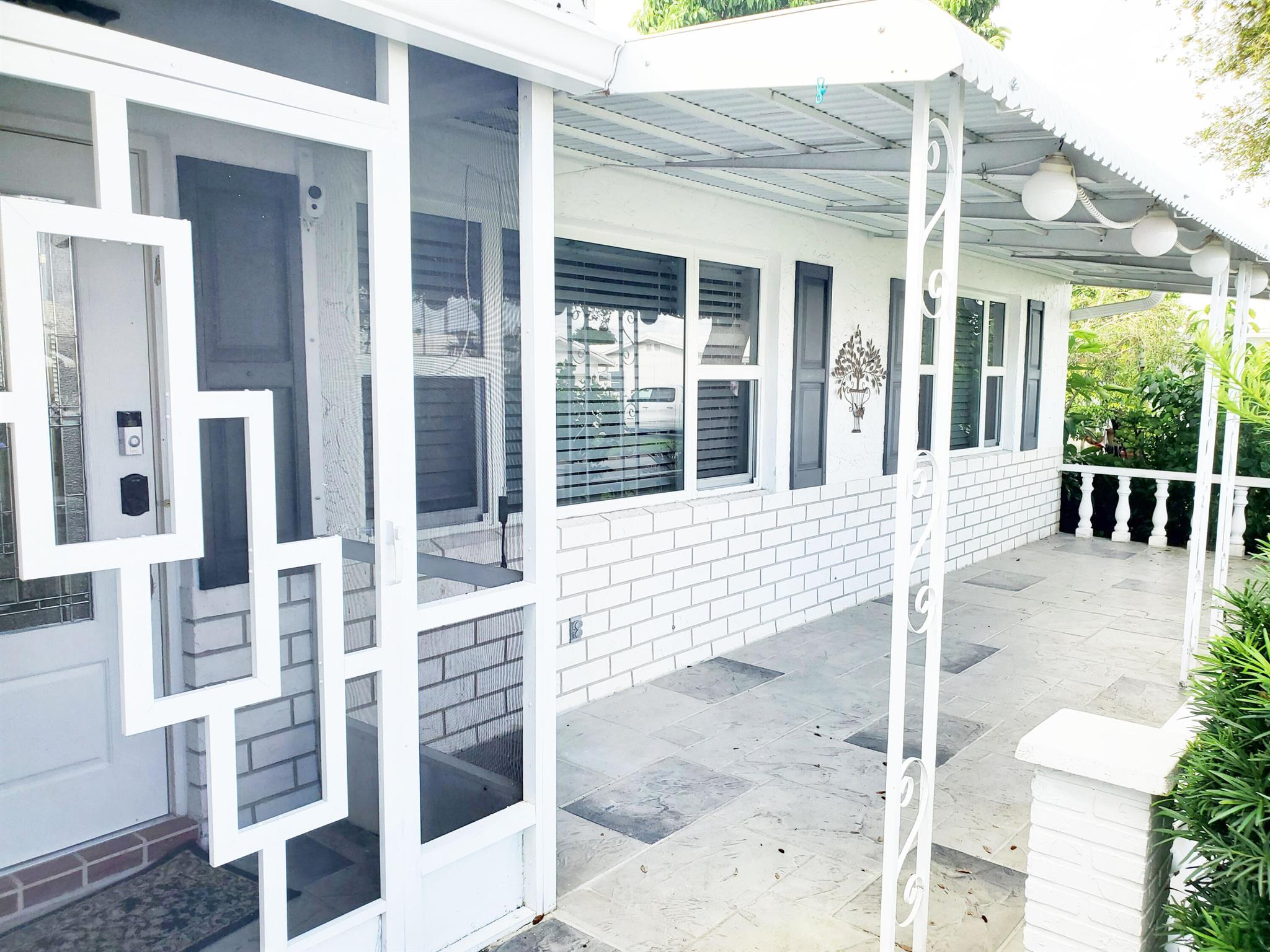 2012 SW 17th Avenue