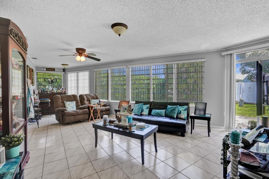 Westwood Commy 5-A 81-20 - Residential