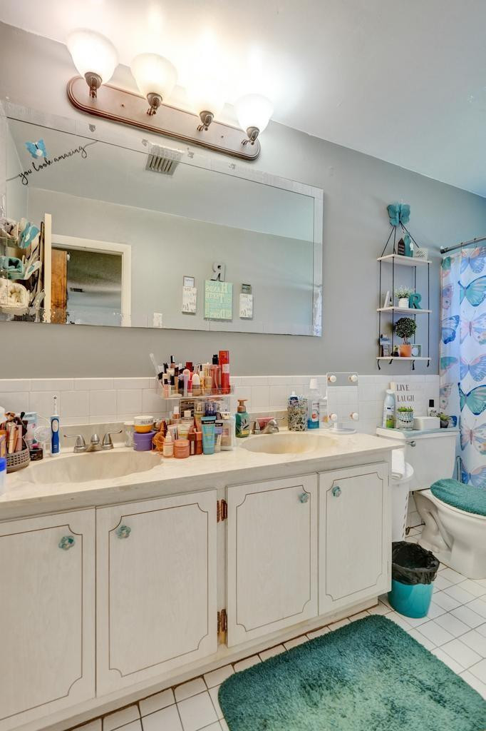 Westwood Commy 5-A 81-20 - Residential