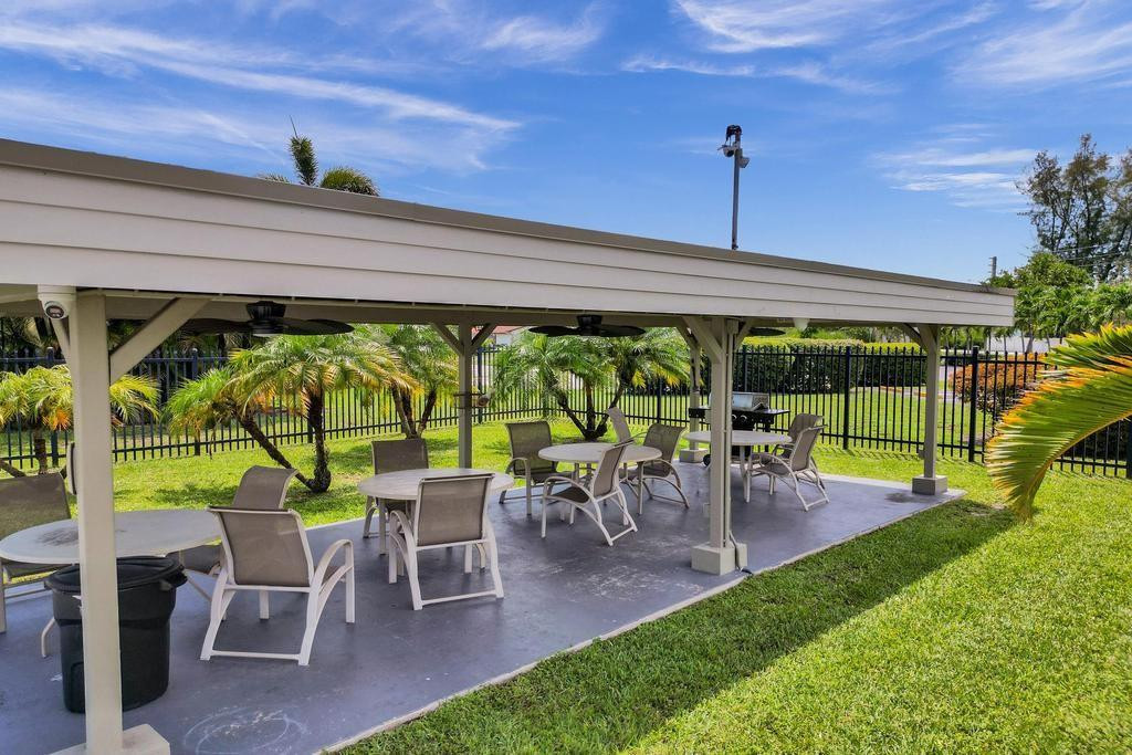 Westwood Commy 5-A 81-20 - Residential