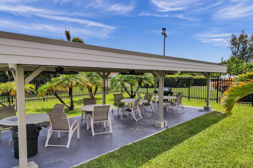 Westwood Commy 5-A 81-20 - Residential