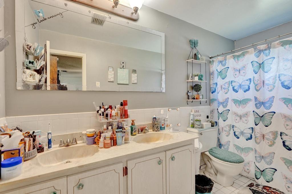 Westwood Commy 5-A 81-20 - Residential