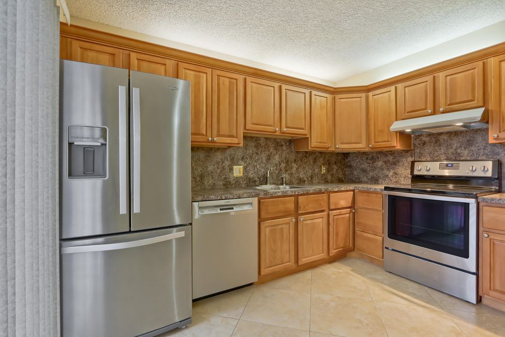 Photo of 3343 Meridian Way N #Unit D, Palm Beach Gardens, FL 33410 (MLS # R10952958)