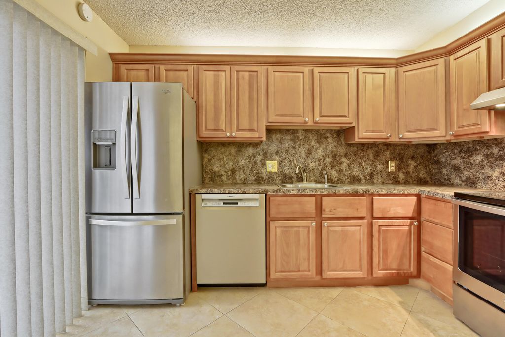 Photo of 3343 Meridian Way N #Unit D, Palm Beach Gardens, FL 33410 (MLS # R10952958)