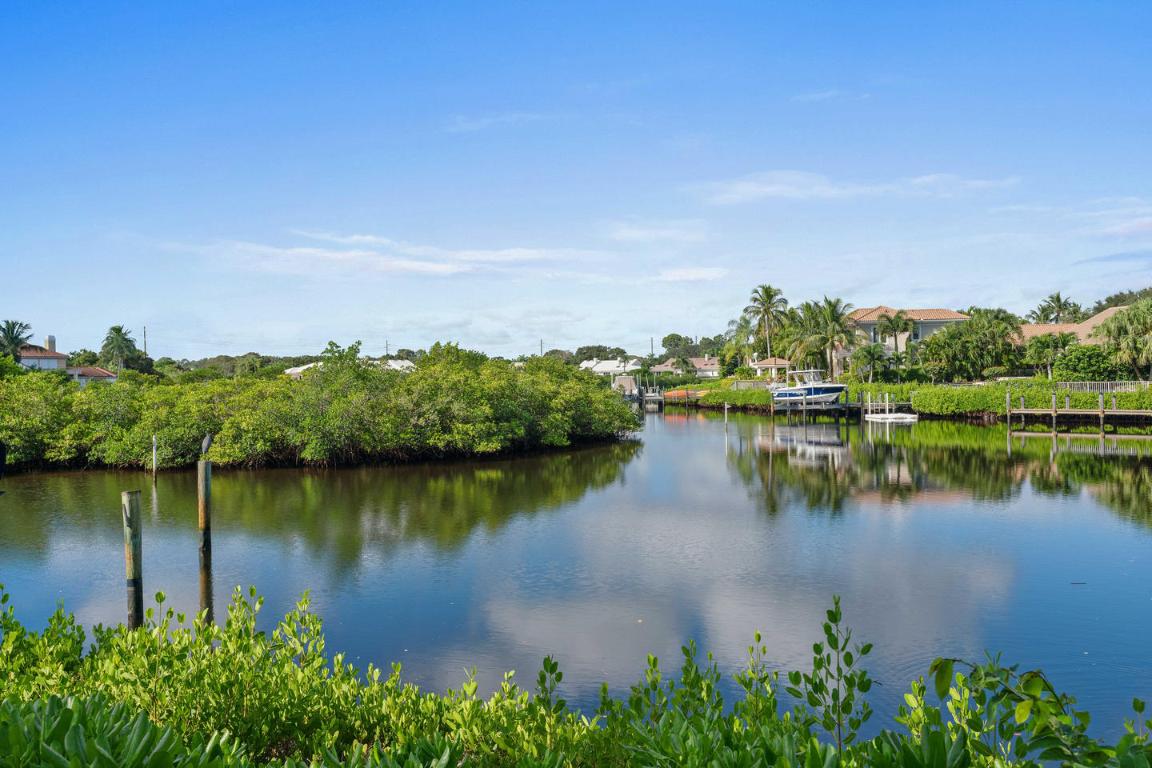 Admirals Cove - Residential