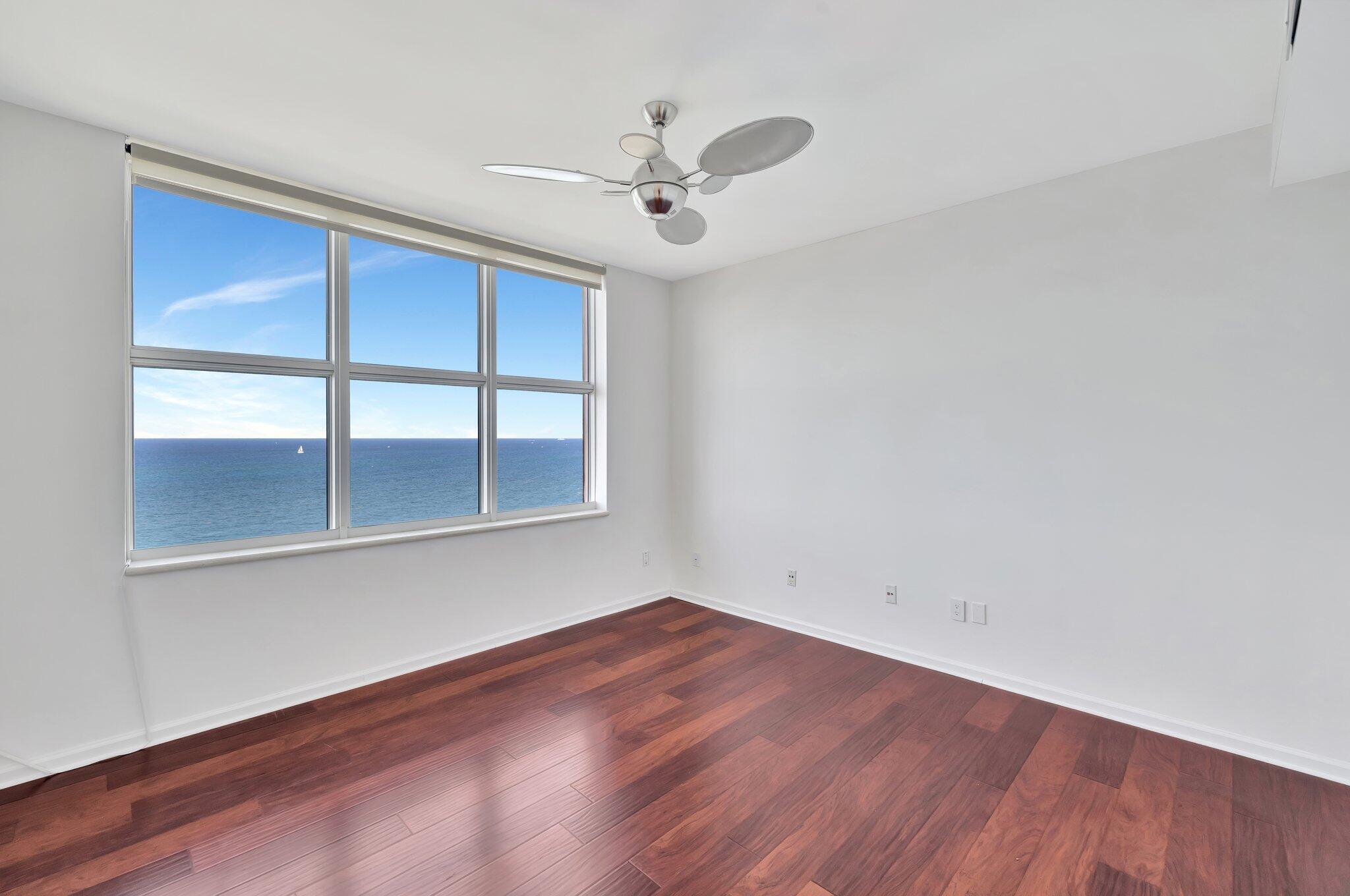 PALMS TOWER ONE CONDO - Residential