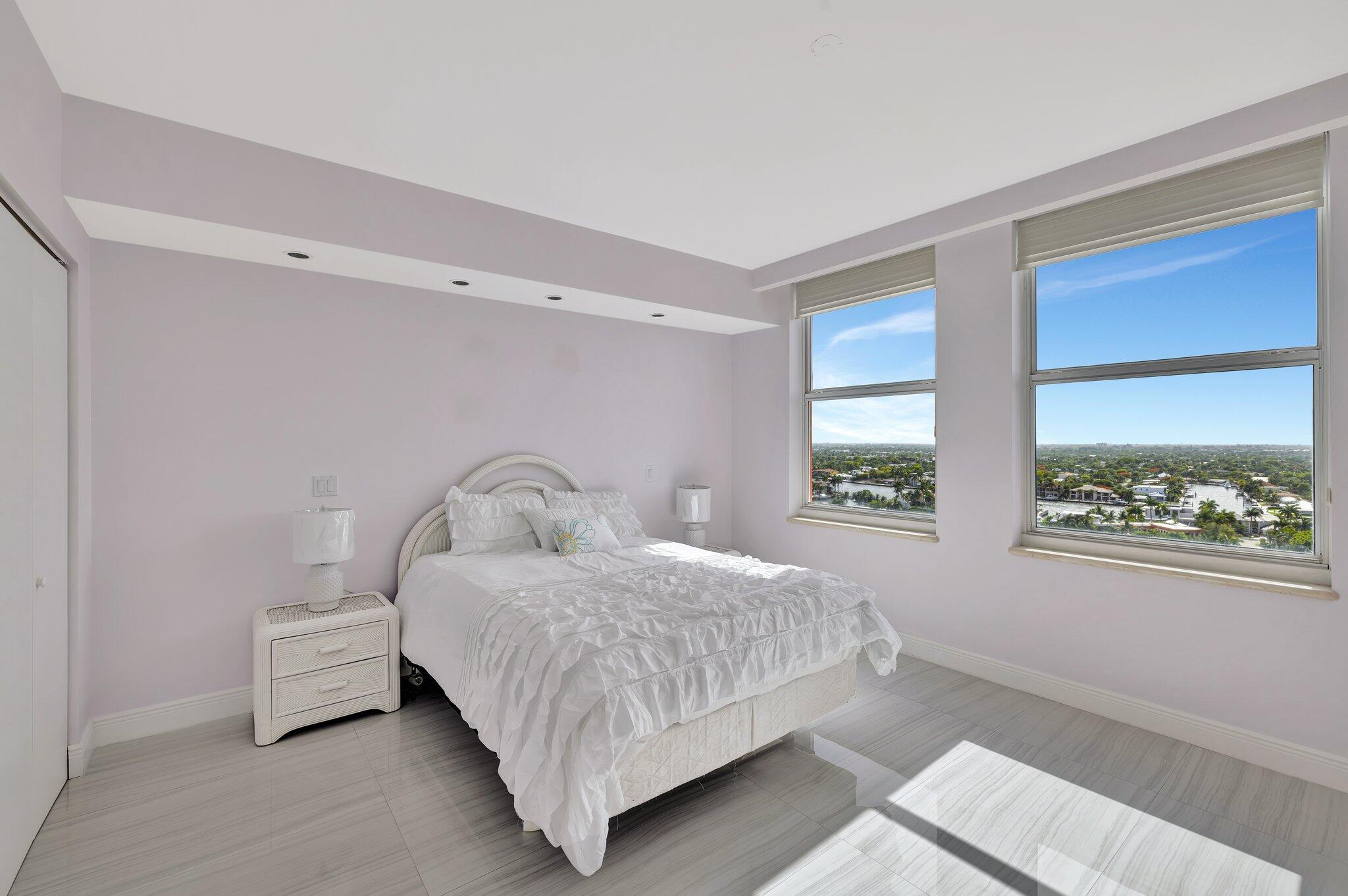 PALMS TOWER ONE CONDO - Residential